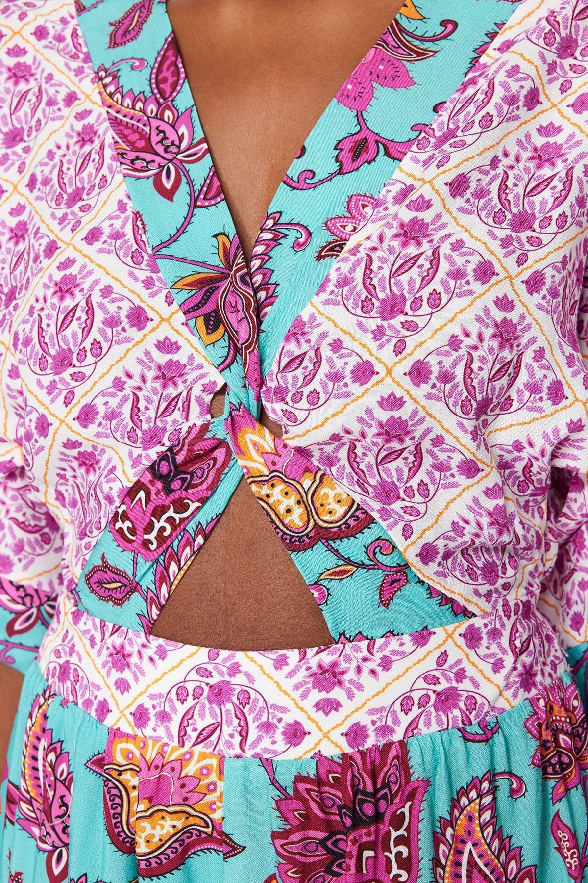 Multicolour Floral V-Neck Fitted Jumpsuit, , large image number 4