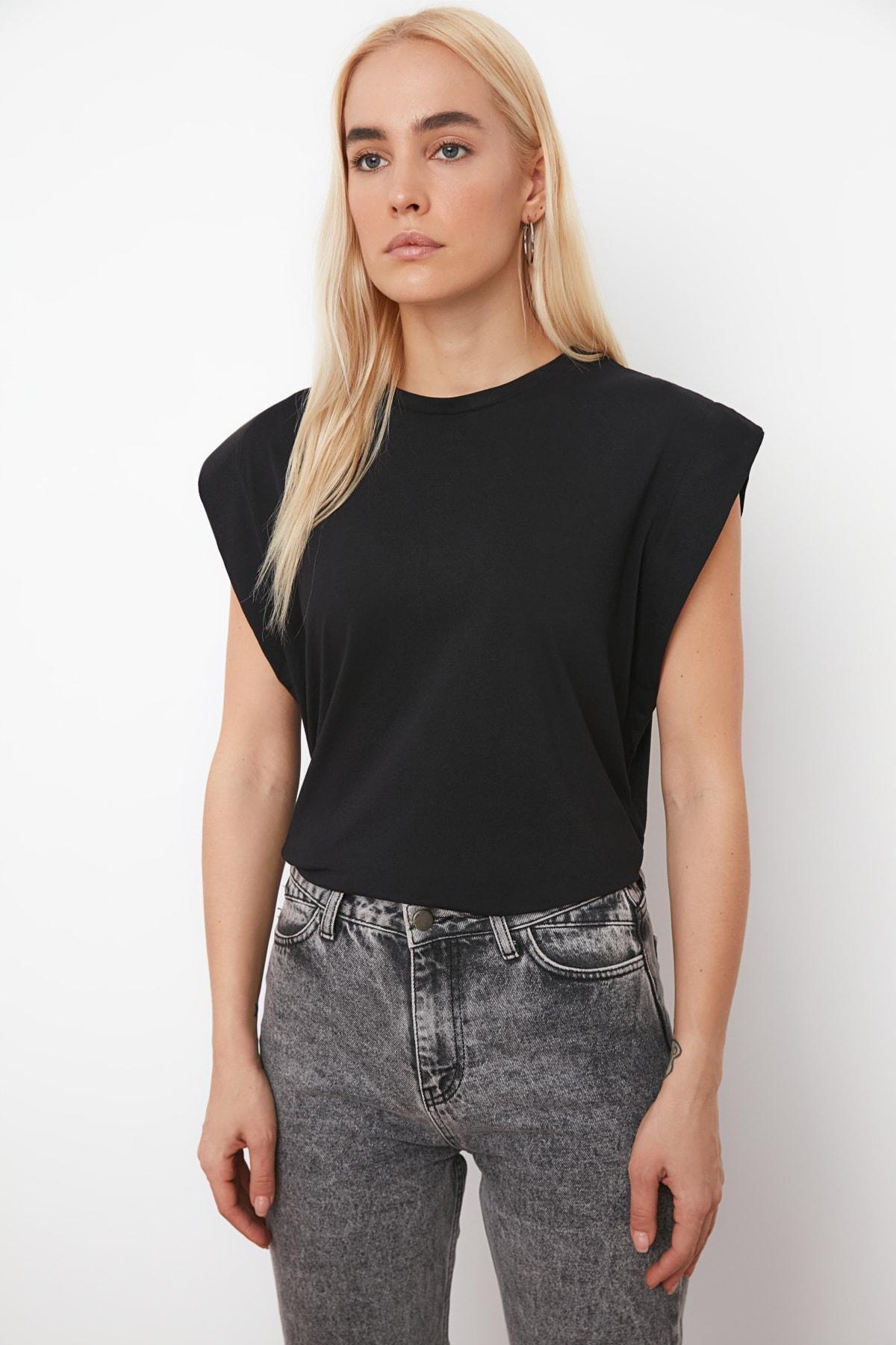 Black Crew Neck Tshirt, , large image number 3