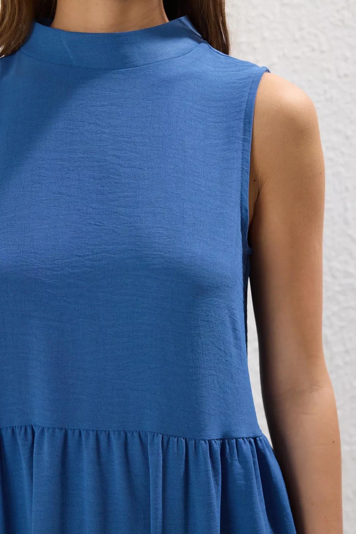 Blue Crew Neck Shift Dress, Blue, large image number 4