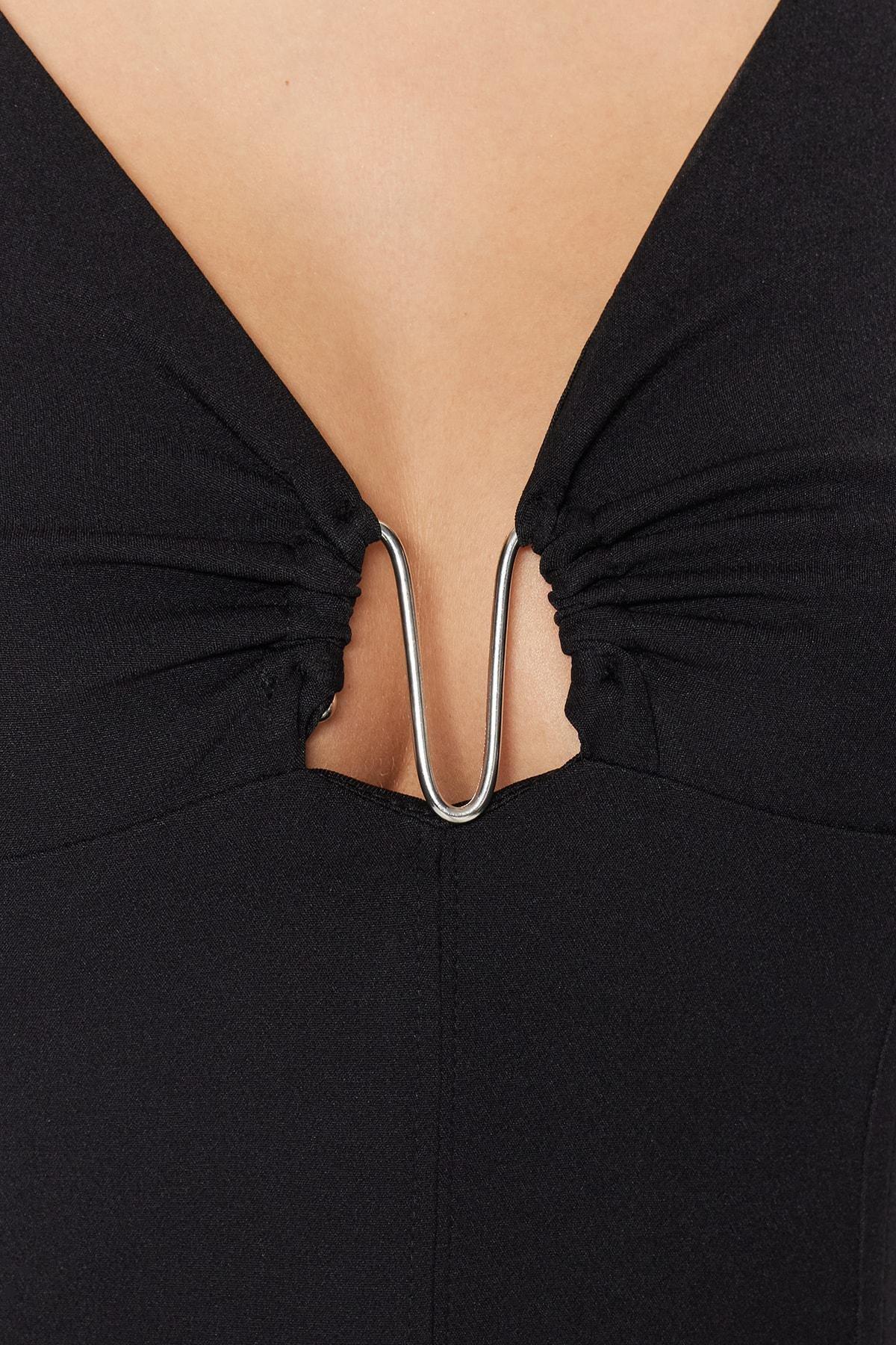 Black Fitted Cowl Neck Crop Top, , large image number 4