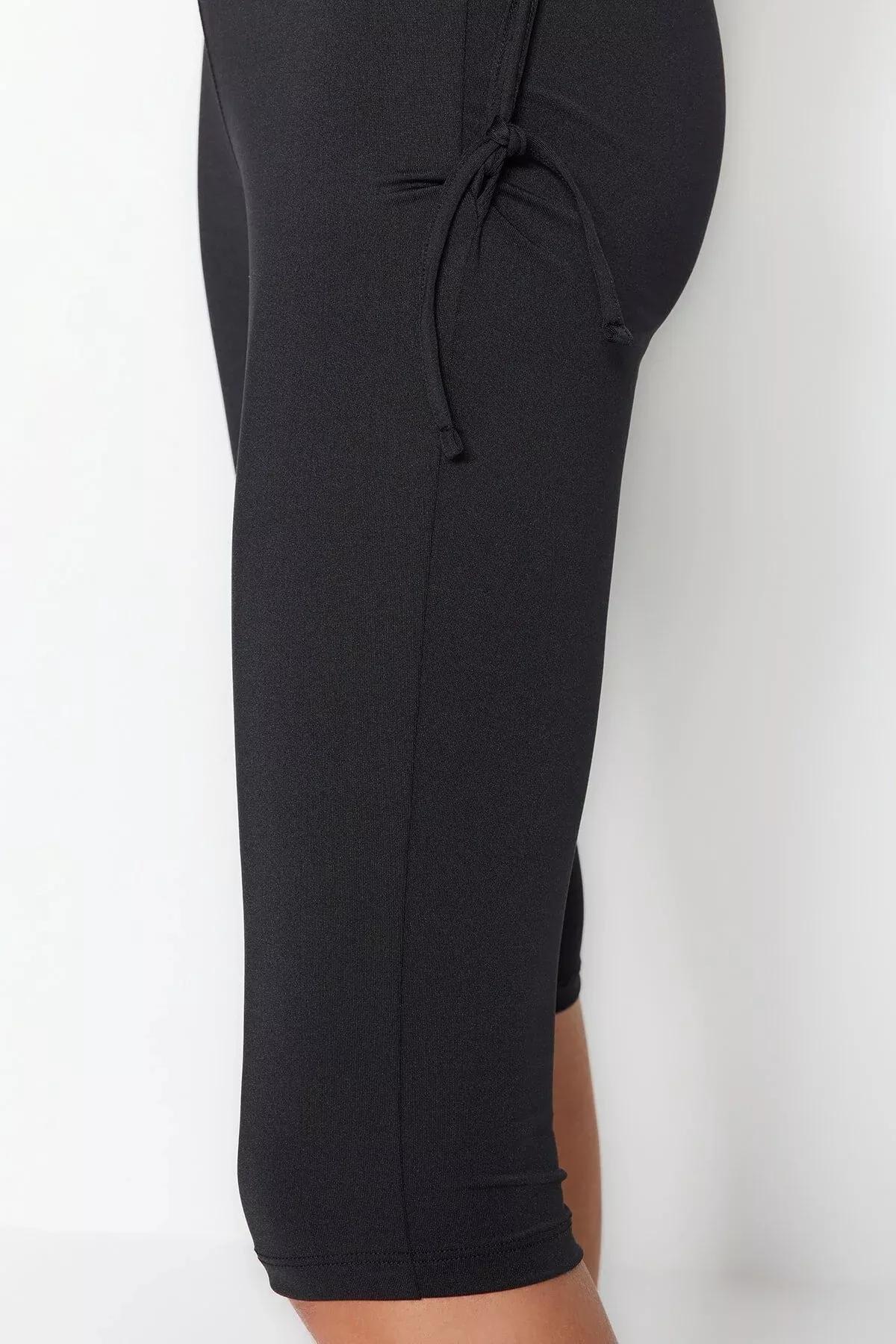 بدلة سباحة بتغطية شبه كاملة بفتحة رقبة مستديرة، مجموعة من 3 قطع، أسود, Black, large image number 9