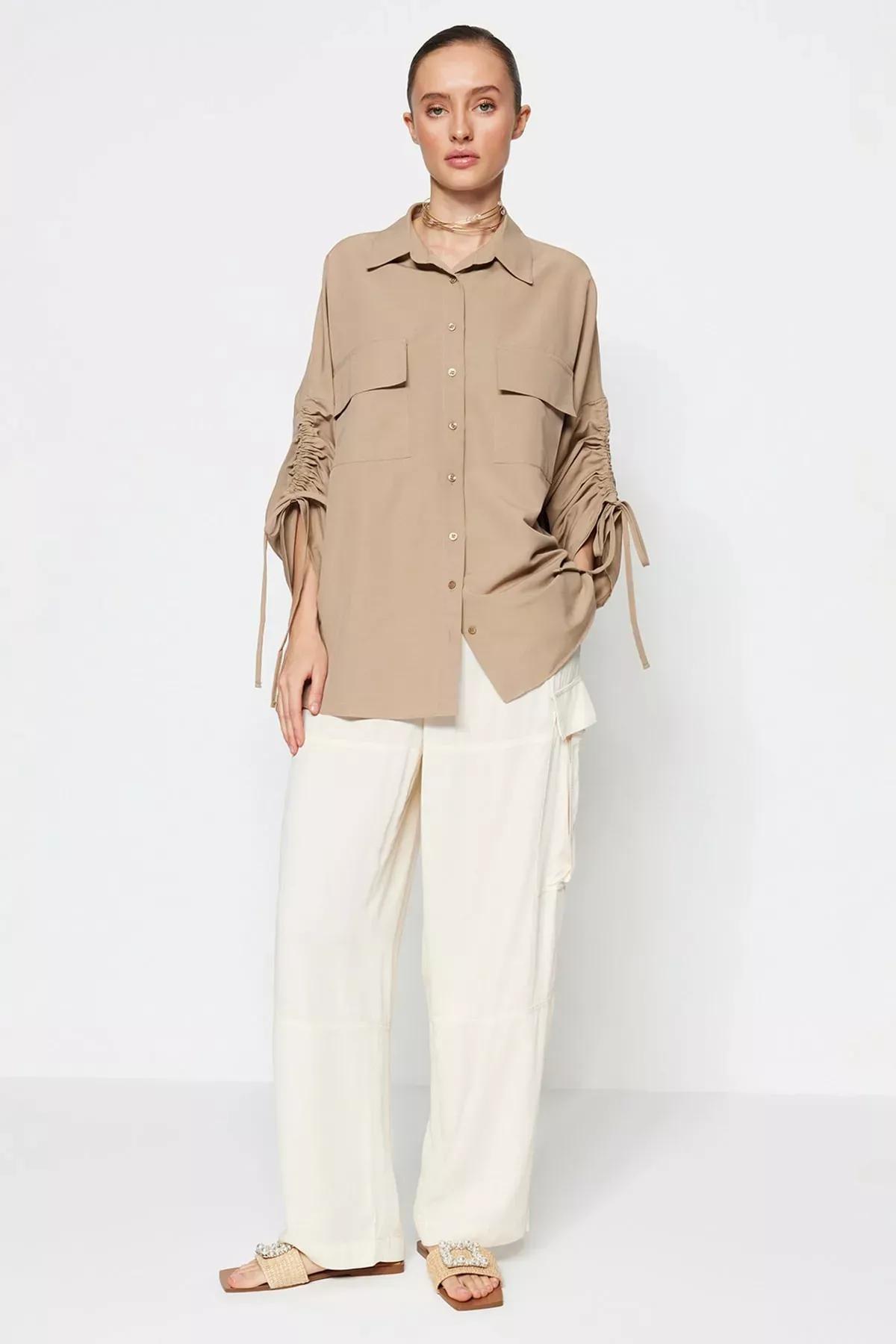 قميص بقصة فضفاضة بأكمام منسدلة، بيج, Beige, large image number 1