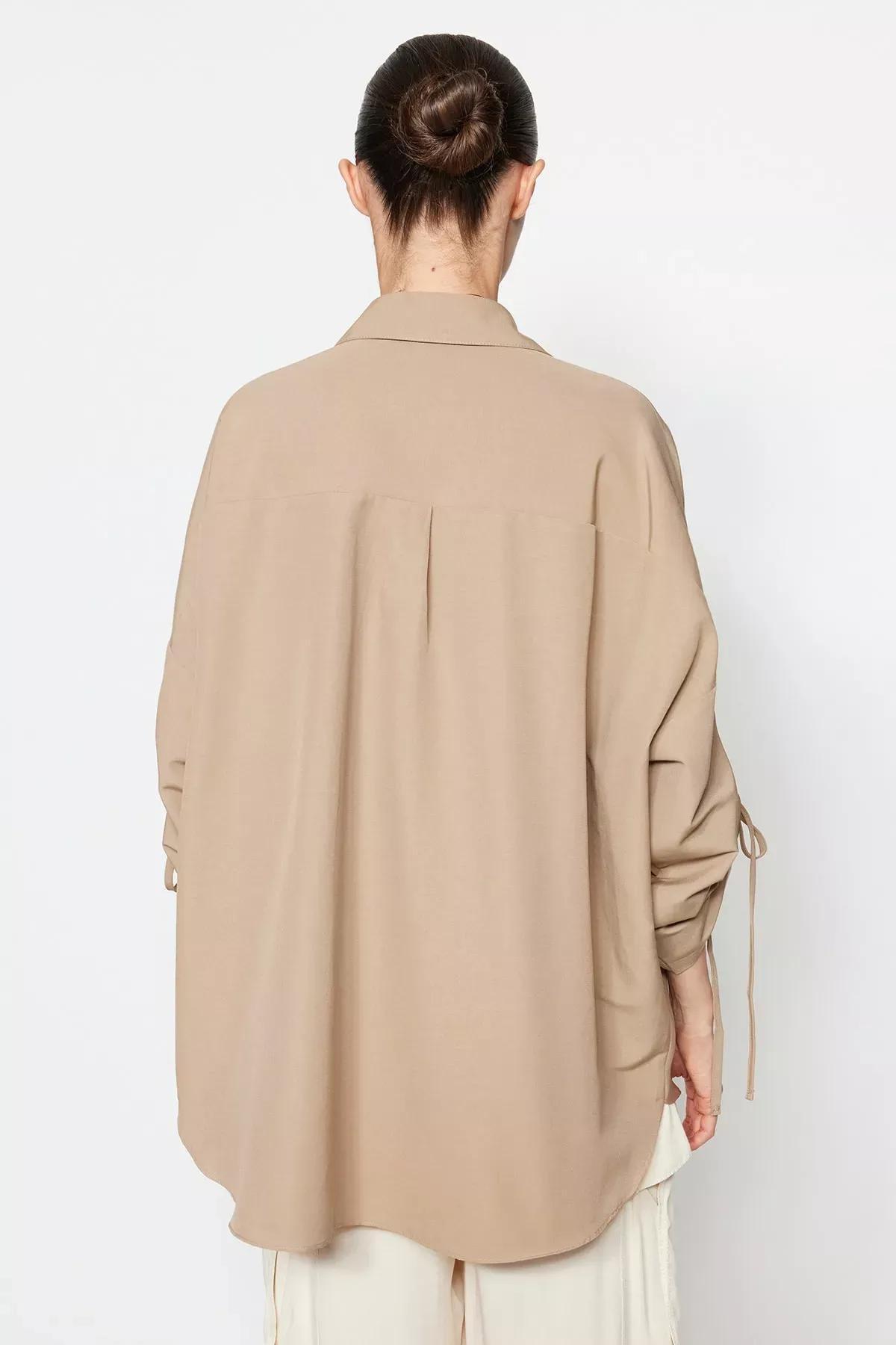 قميص بقصة فضفاضة بأكمام منسدلة، بيج, Beige, large image number 3