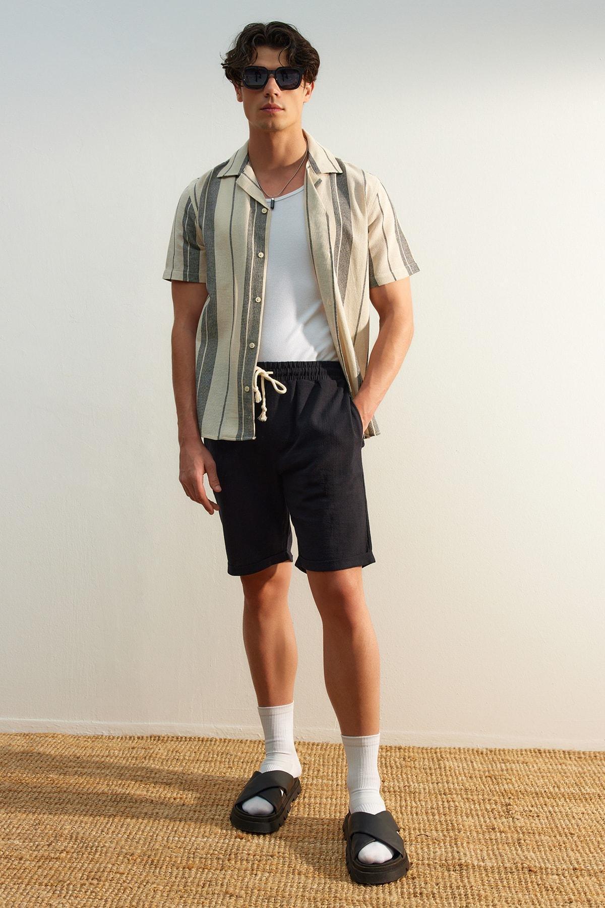 Black Mid Waist Straight Shorts, , large image number 0