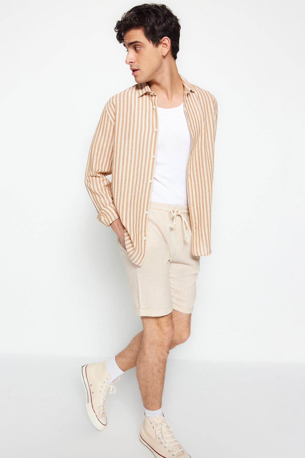 Trendyol - Beige Mid Waist Straight Shorts