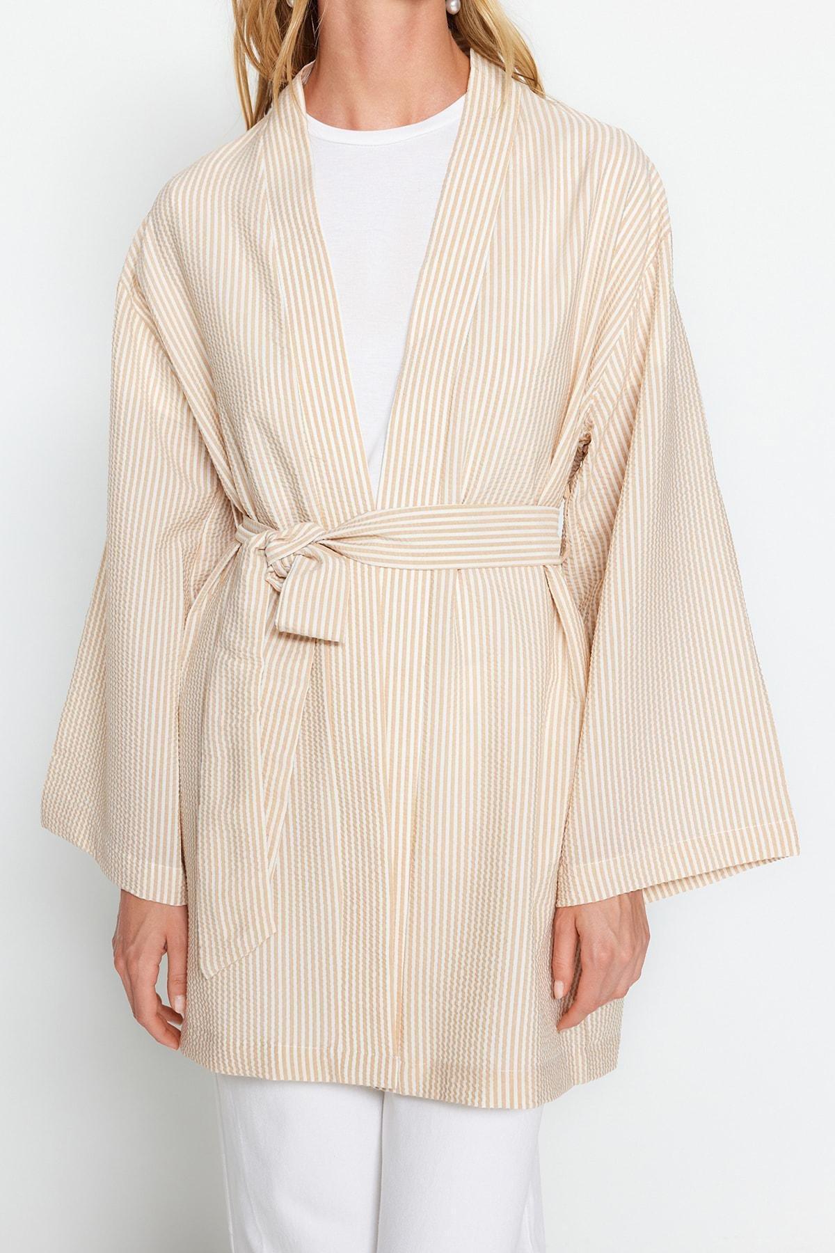 Trendyol - Beige Relaxed Caftan