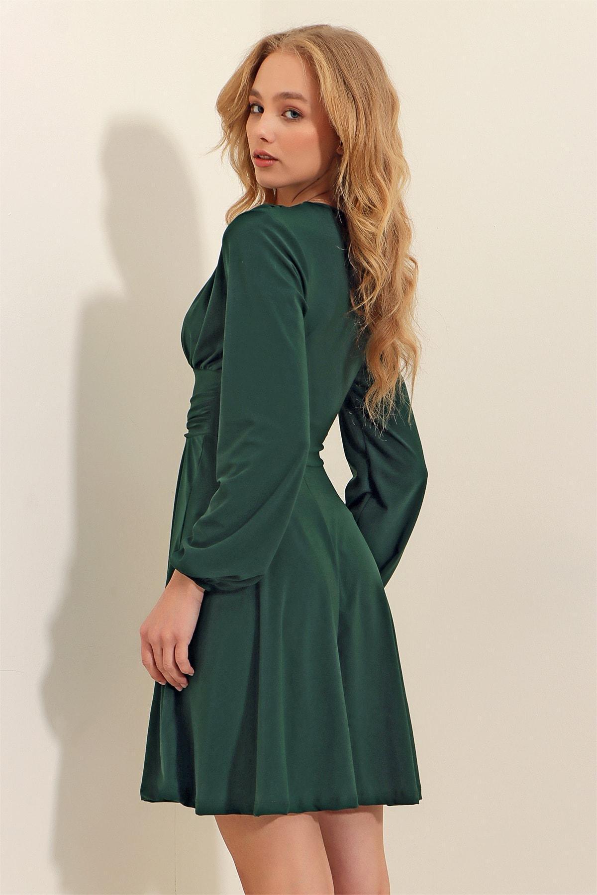 Green V-Neck A-Line Dress, , large image number 3