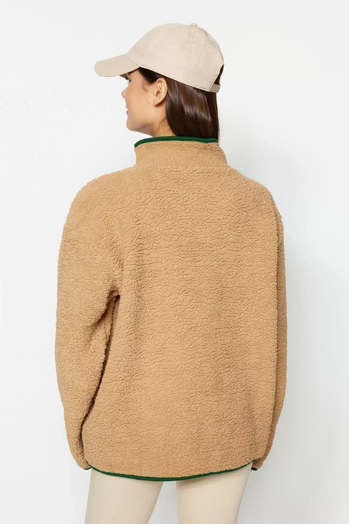 Trendyol - Brown Plush Sports Sweatshirt