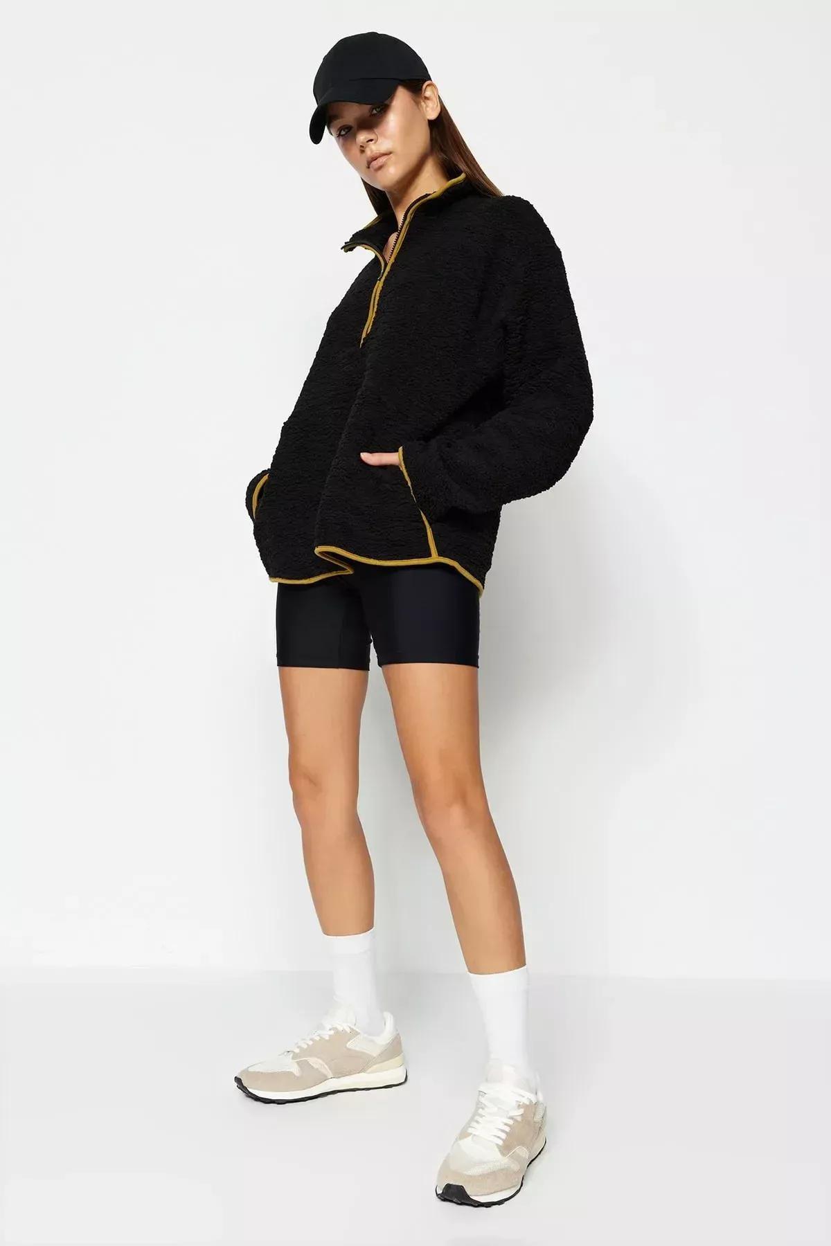 Black Plush Sports Sweatshirt, , large image number 2