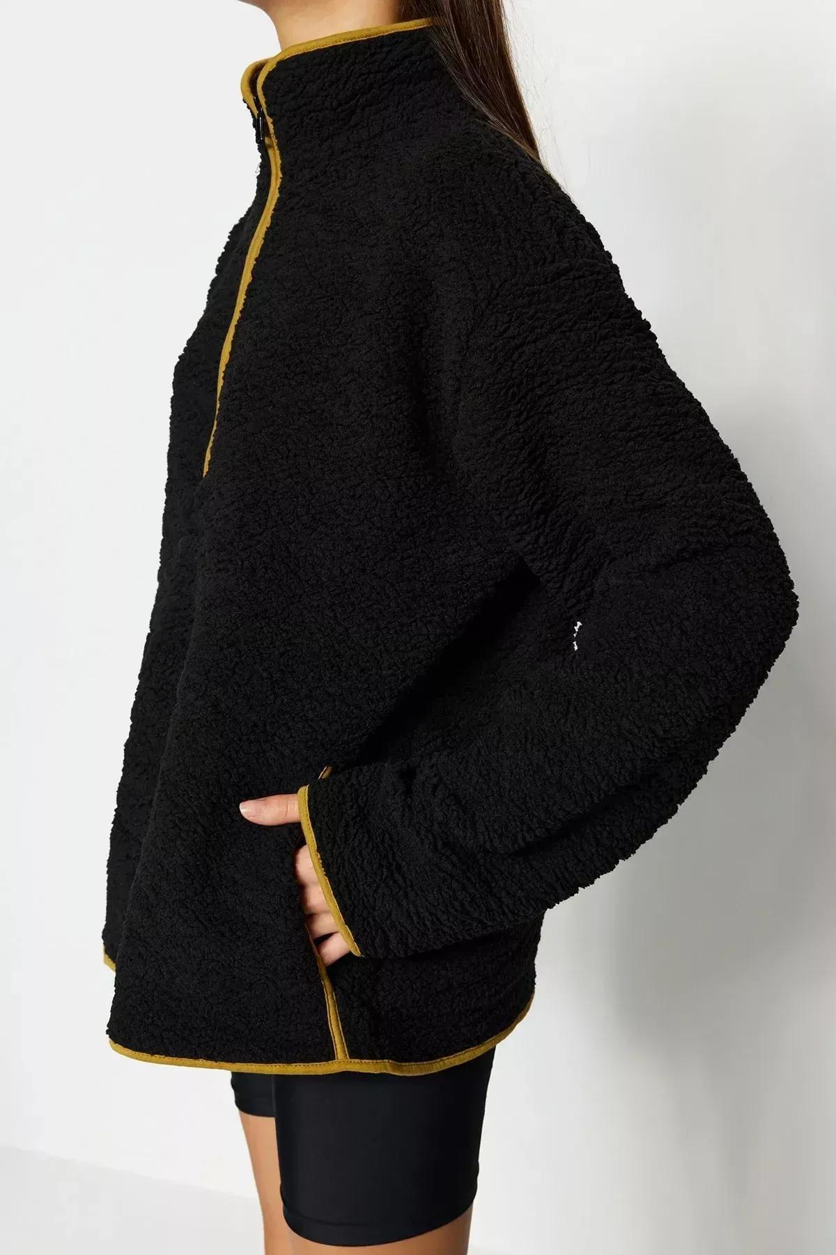 Black Plush Sports Sweatshirt, , large image number 3