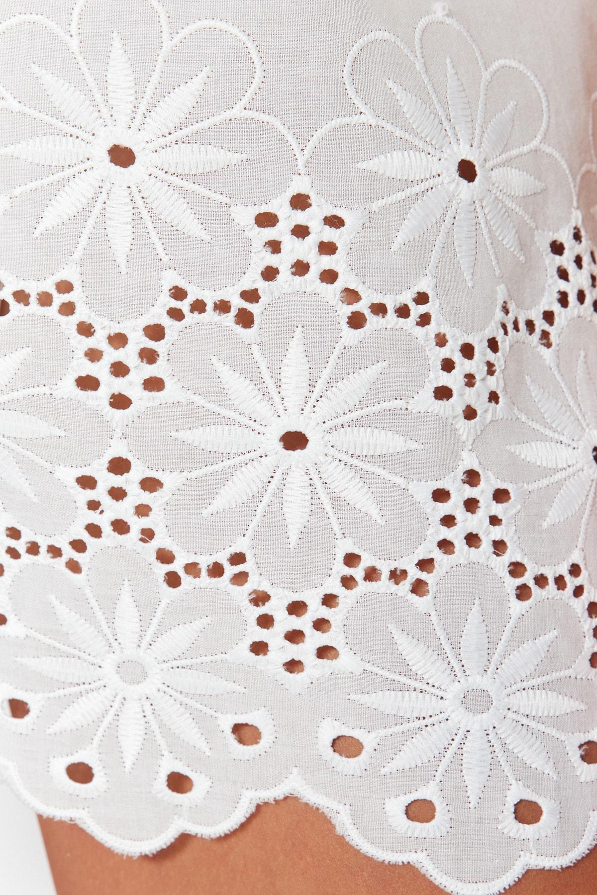 White A-Line Dress, , large image number 4