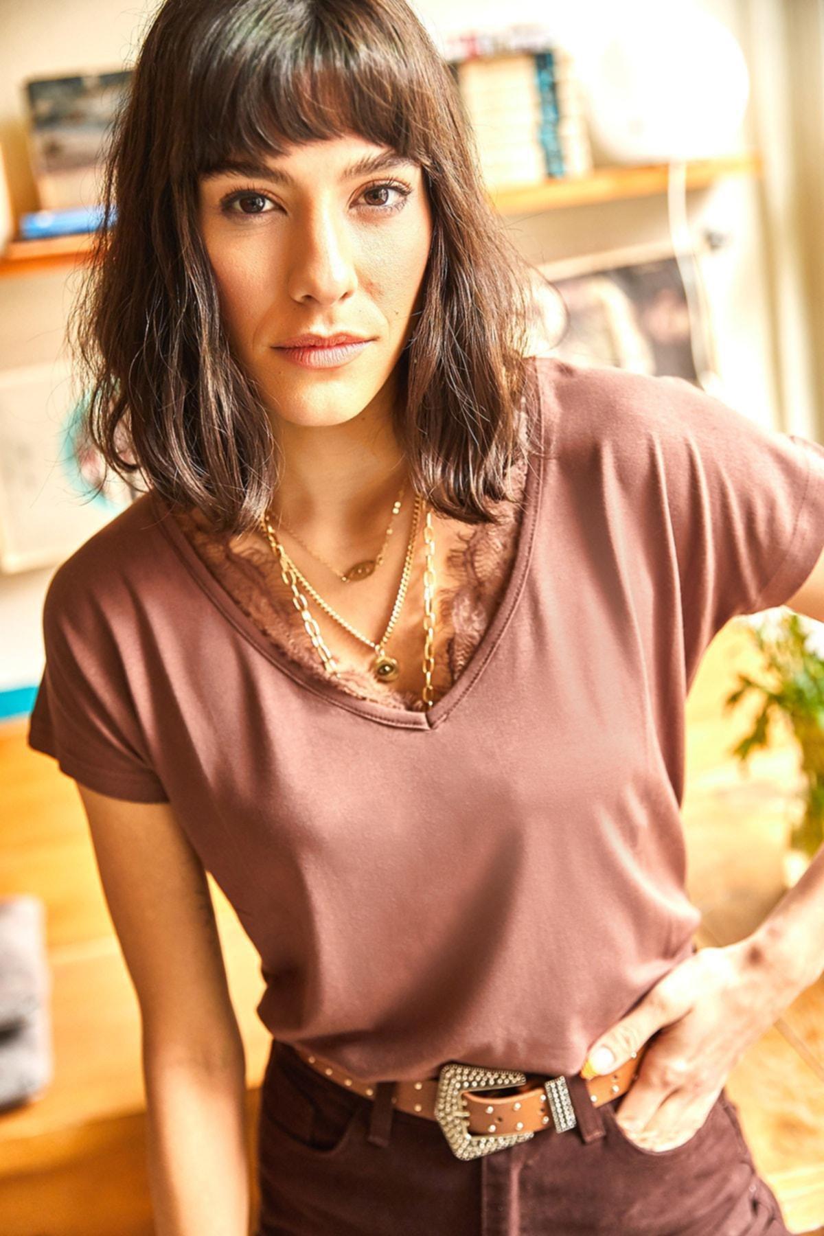 Brown Collar Loose Lace Blouse, , medium