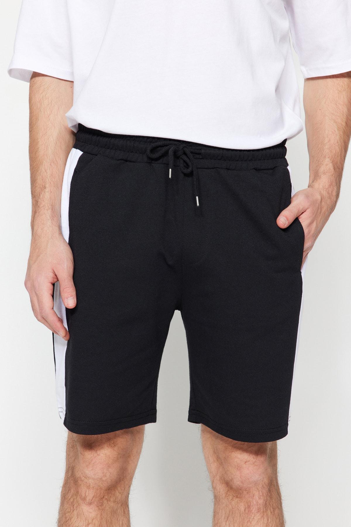 Black Normal Waist Shorts, , large image number 3