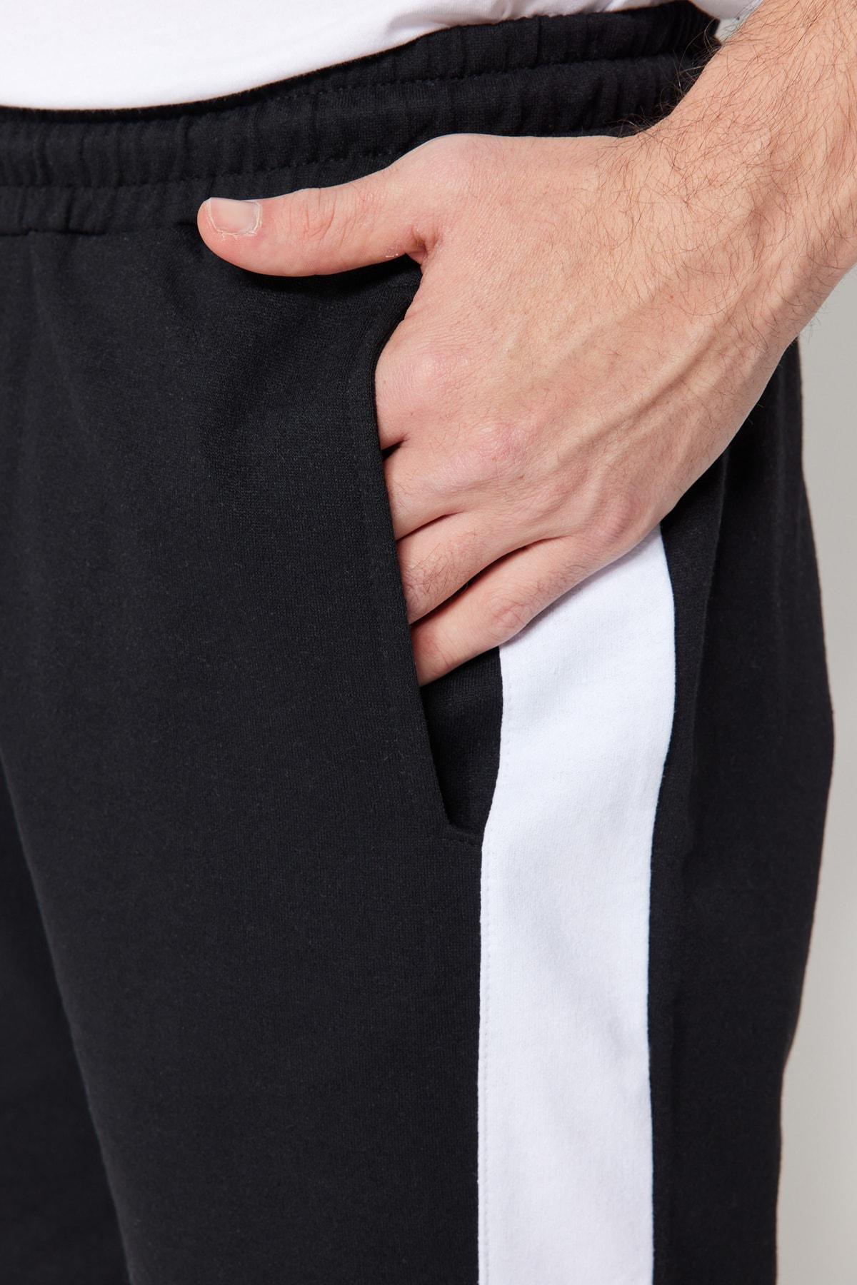 Black Normal Waist Shorts, , large image number 4
