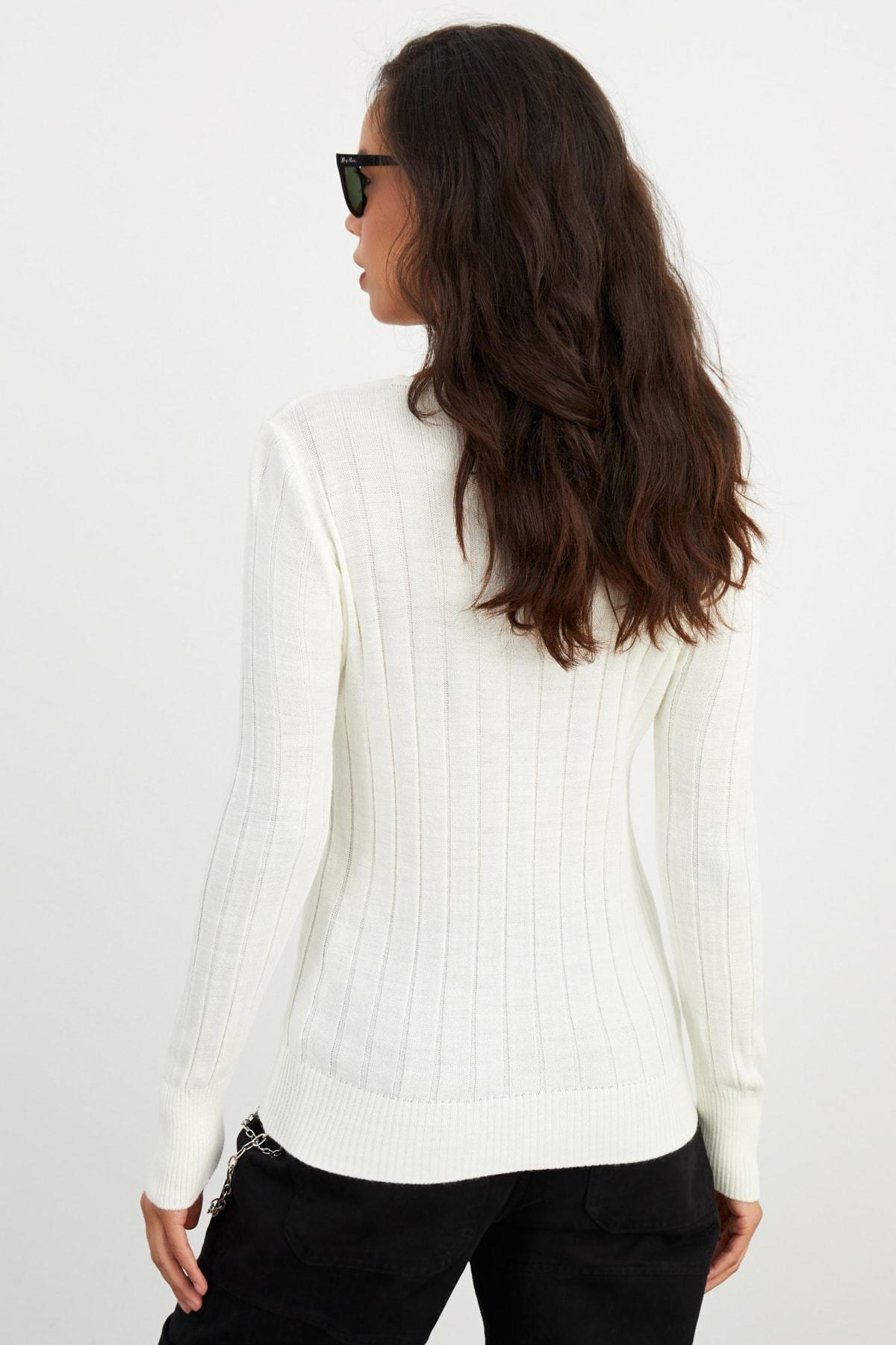 White Fitted Top, , large image number 1