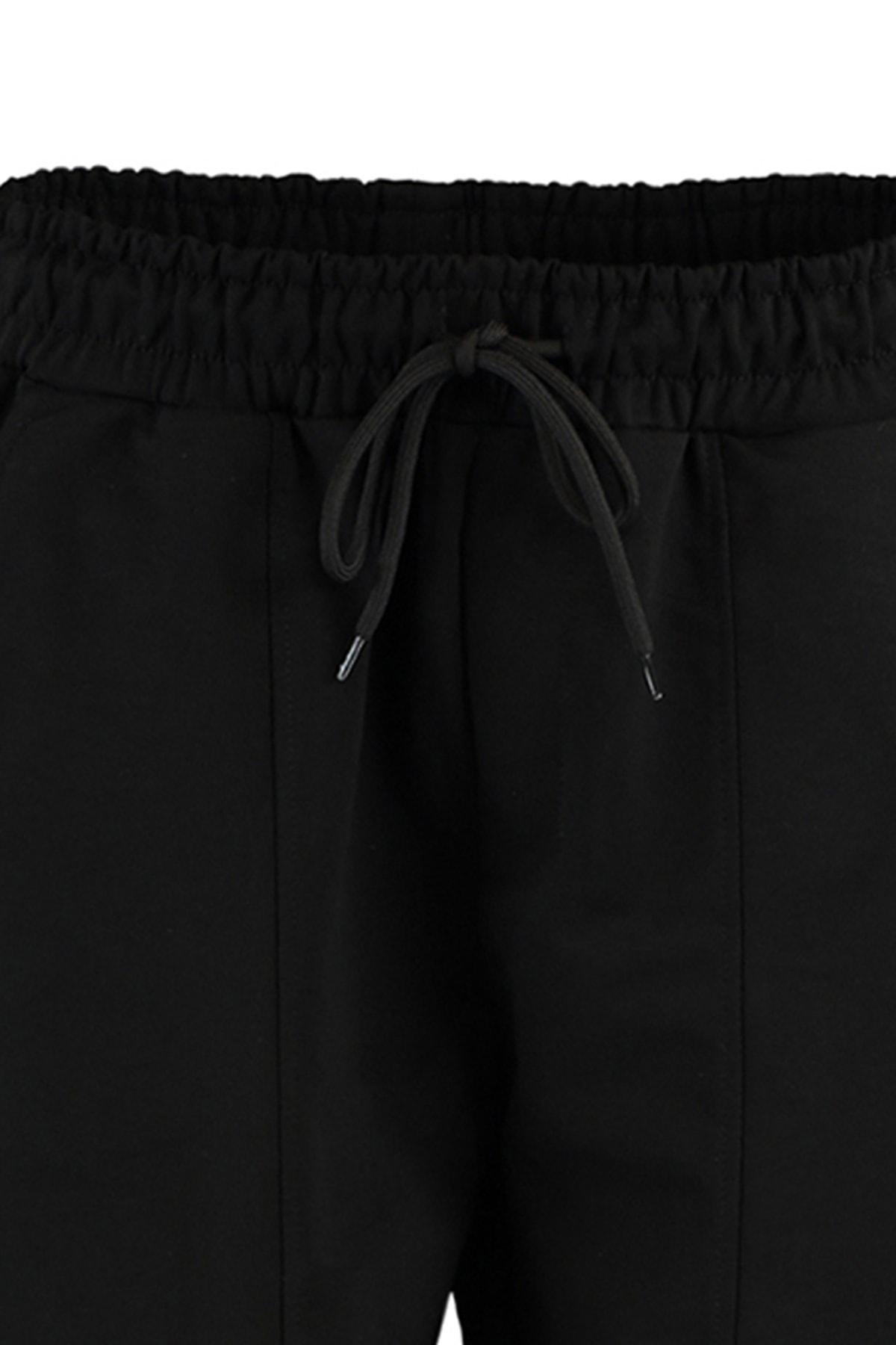 Black Mid Waist Midi Shorts, , large image number 5