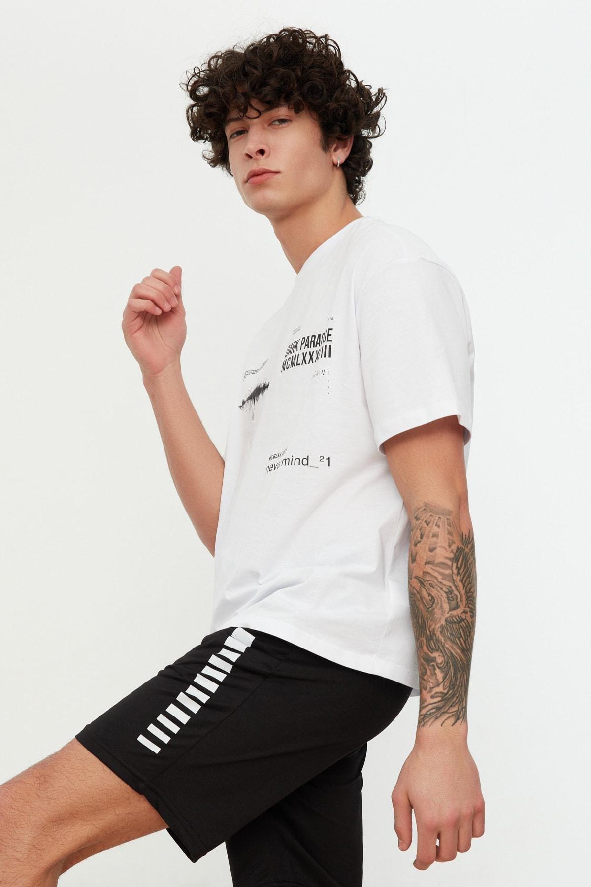 White Printed Crew Neck T-Shirt, , large image number 0