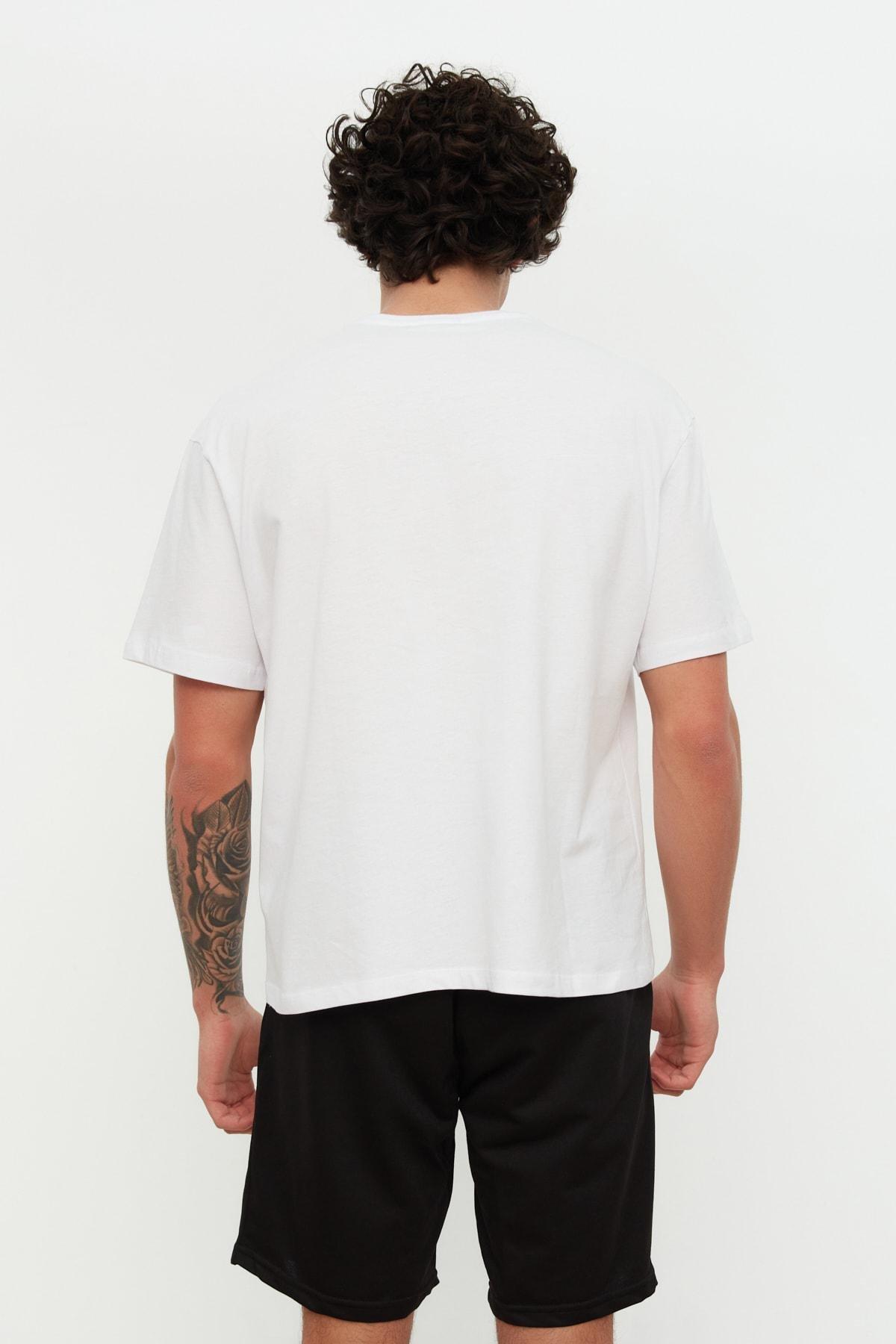 White Printed Crew Neck T-Shirt, , large image number 4