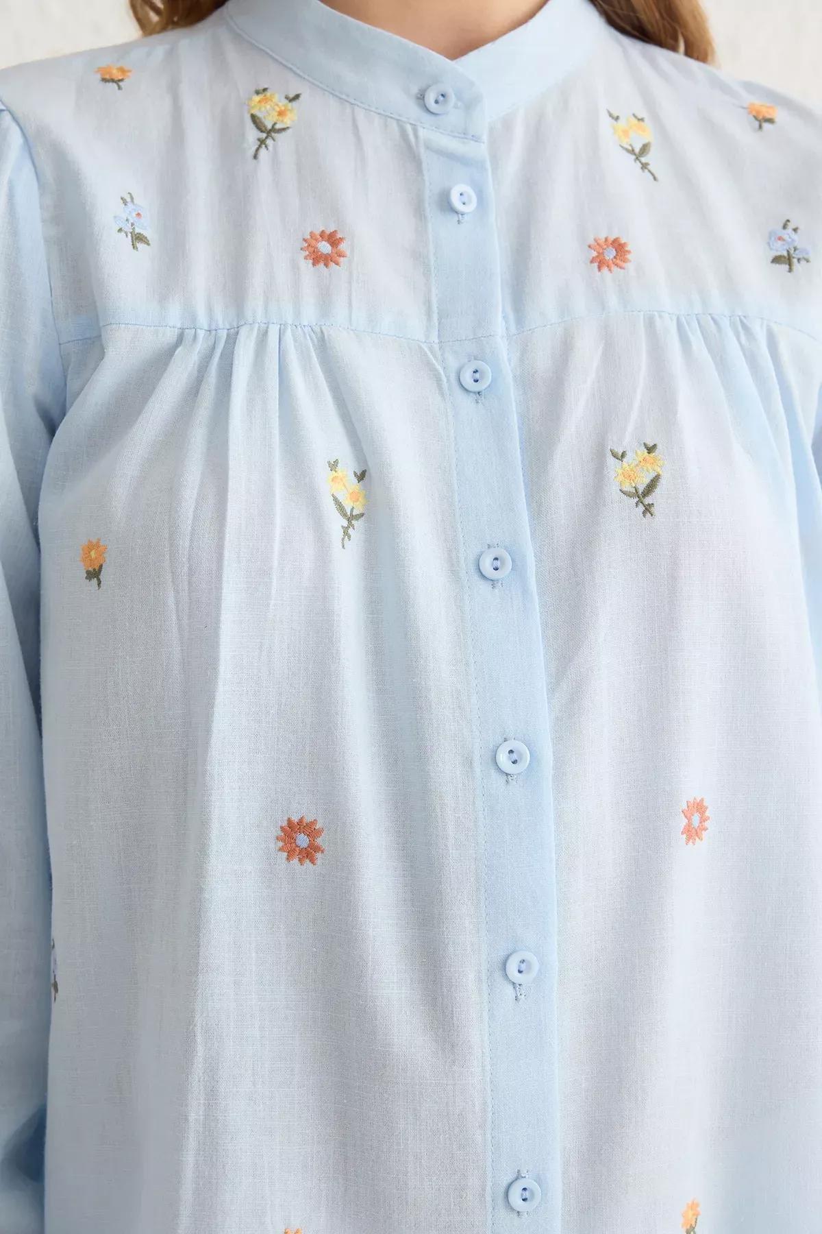 Blue Floral Embroidered Shirt, , large image number 3