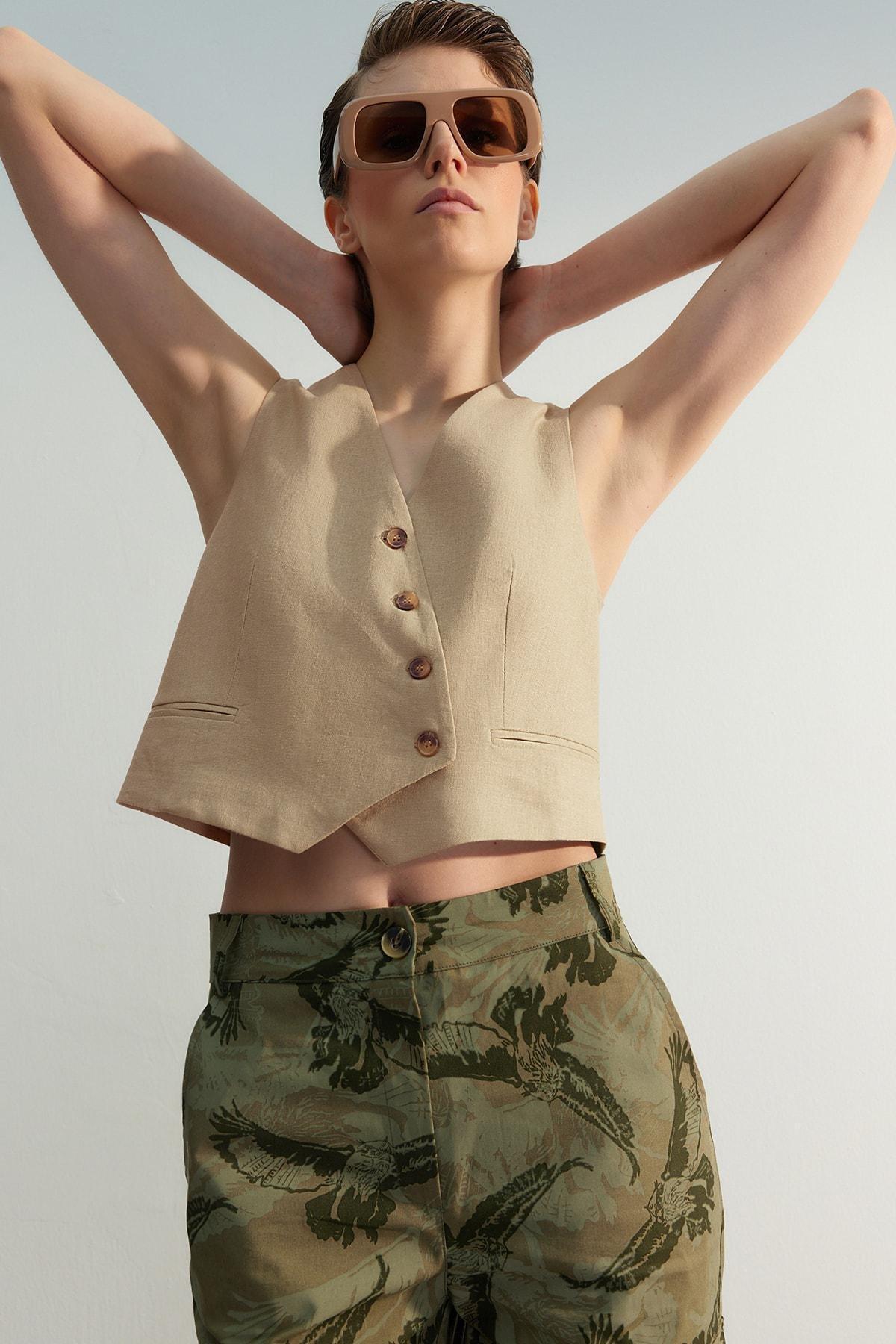 Beige Linen Look Vest, , large image number 0