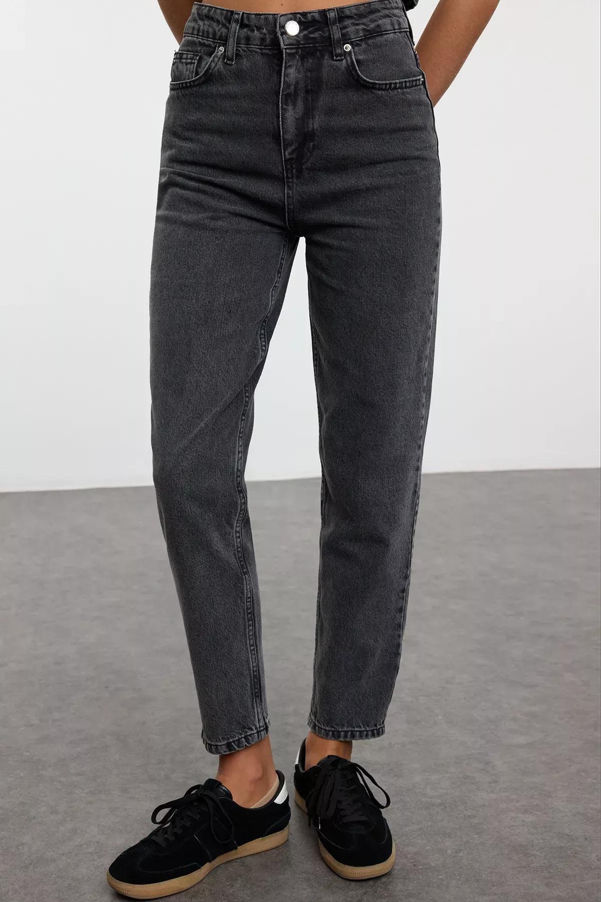 Black High-Waist Mom Jeans, , large image number 2