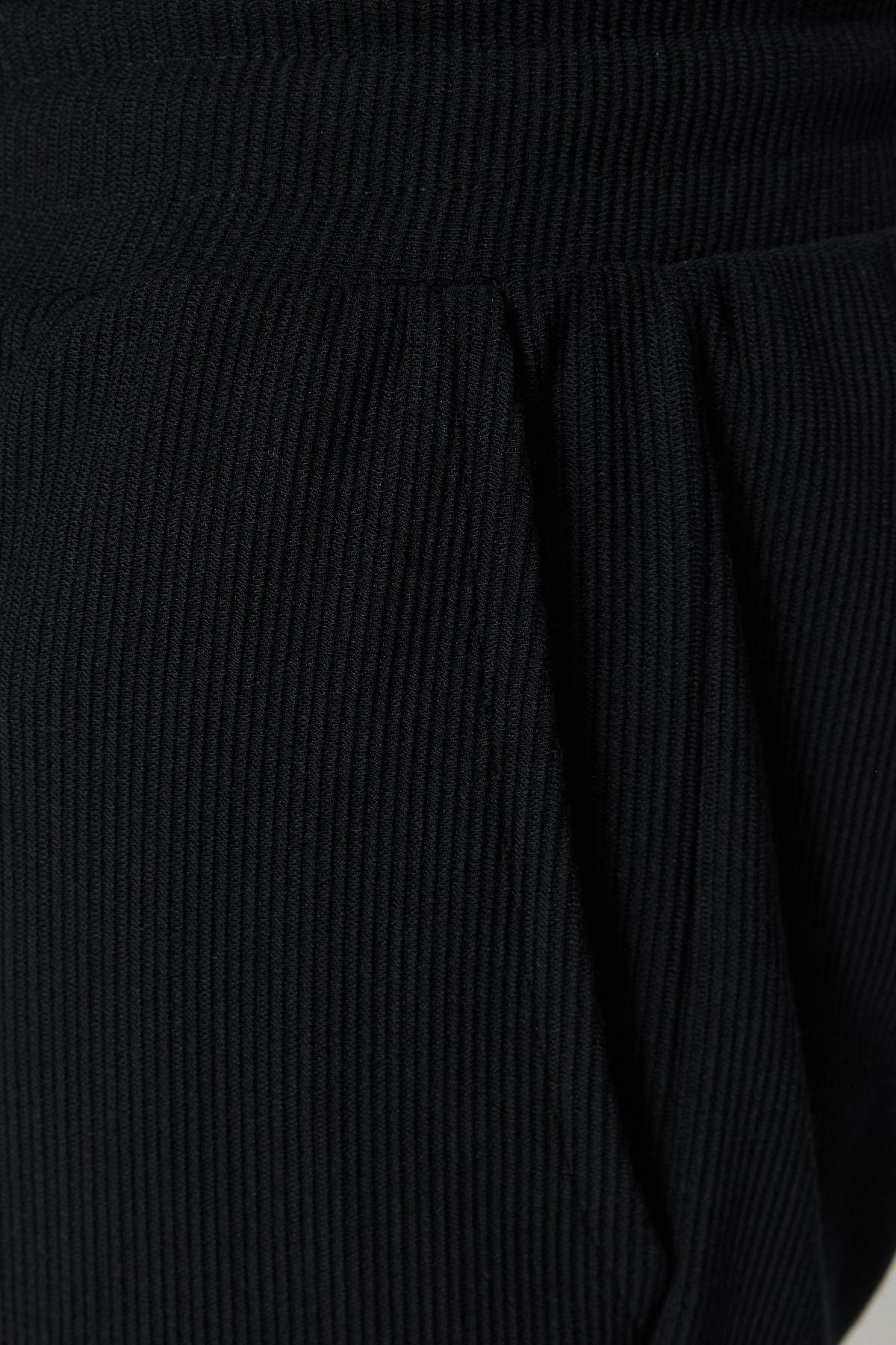 Black Straight Shorts, , large image number 4