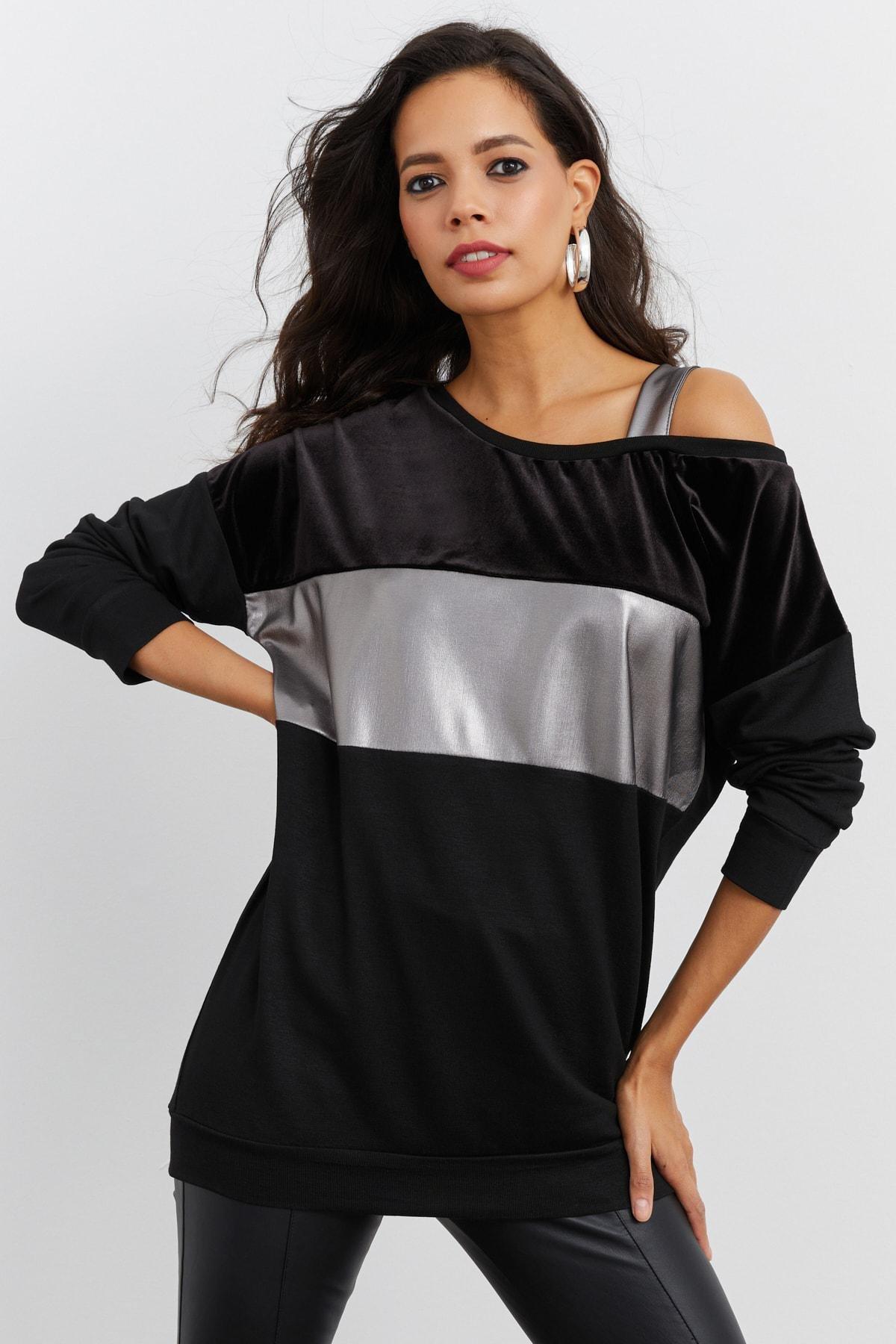Black Satin Finish Blouse, , large image number 4