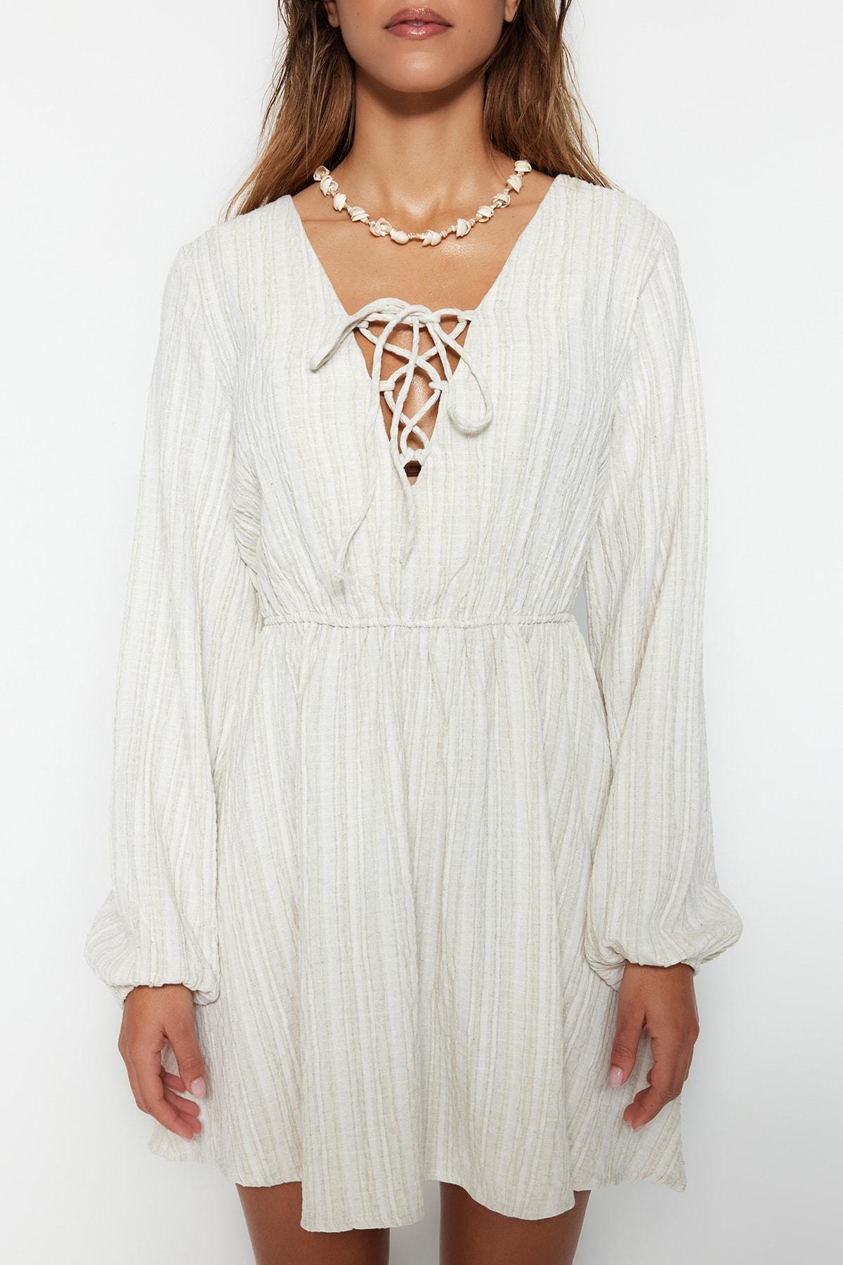 White V-Neck Smock Dress, , large image number 3