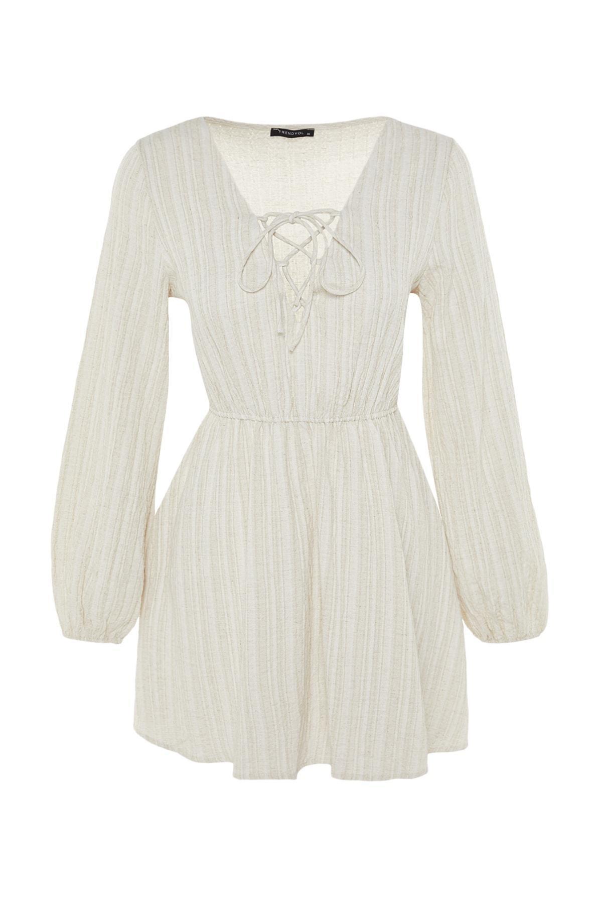 White V-Neck Smock Dress, , large image number 5