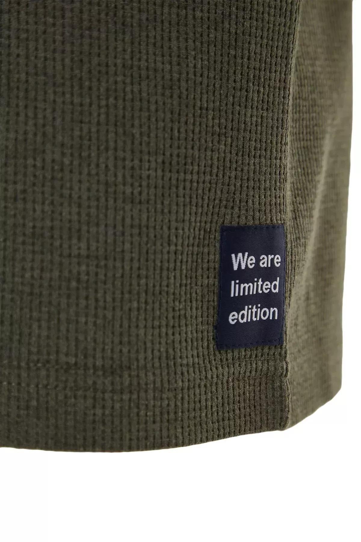 تيشيرت بقصة مريحة، كاكي, Khaki, large image number 11