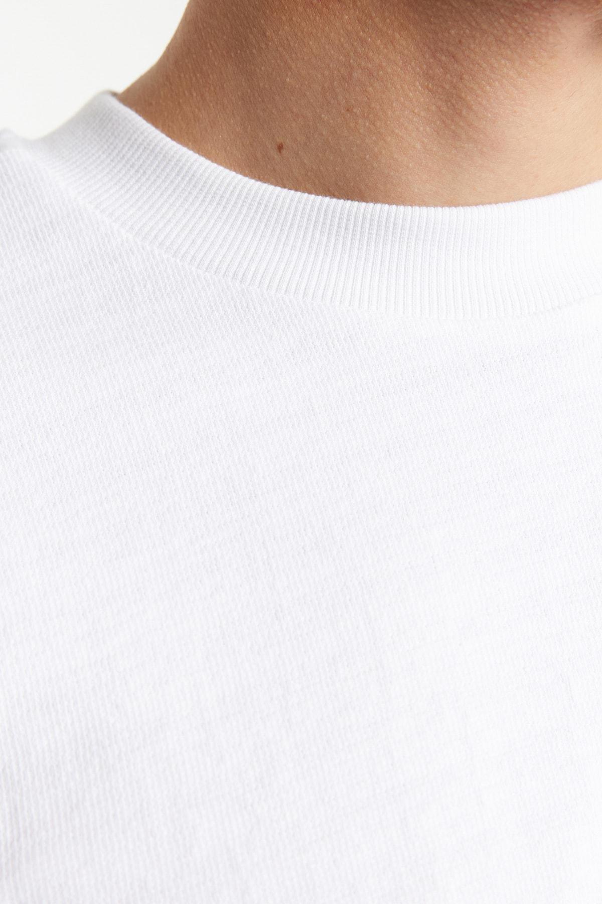 White Relaxed T-Shirt, , large image number 2
