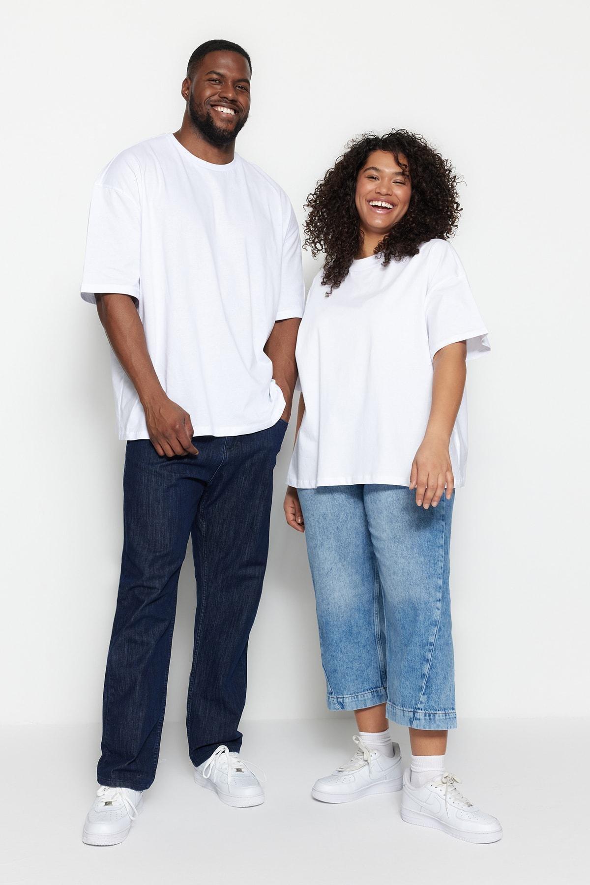White Plus Size T-Shirt, , large image number 1