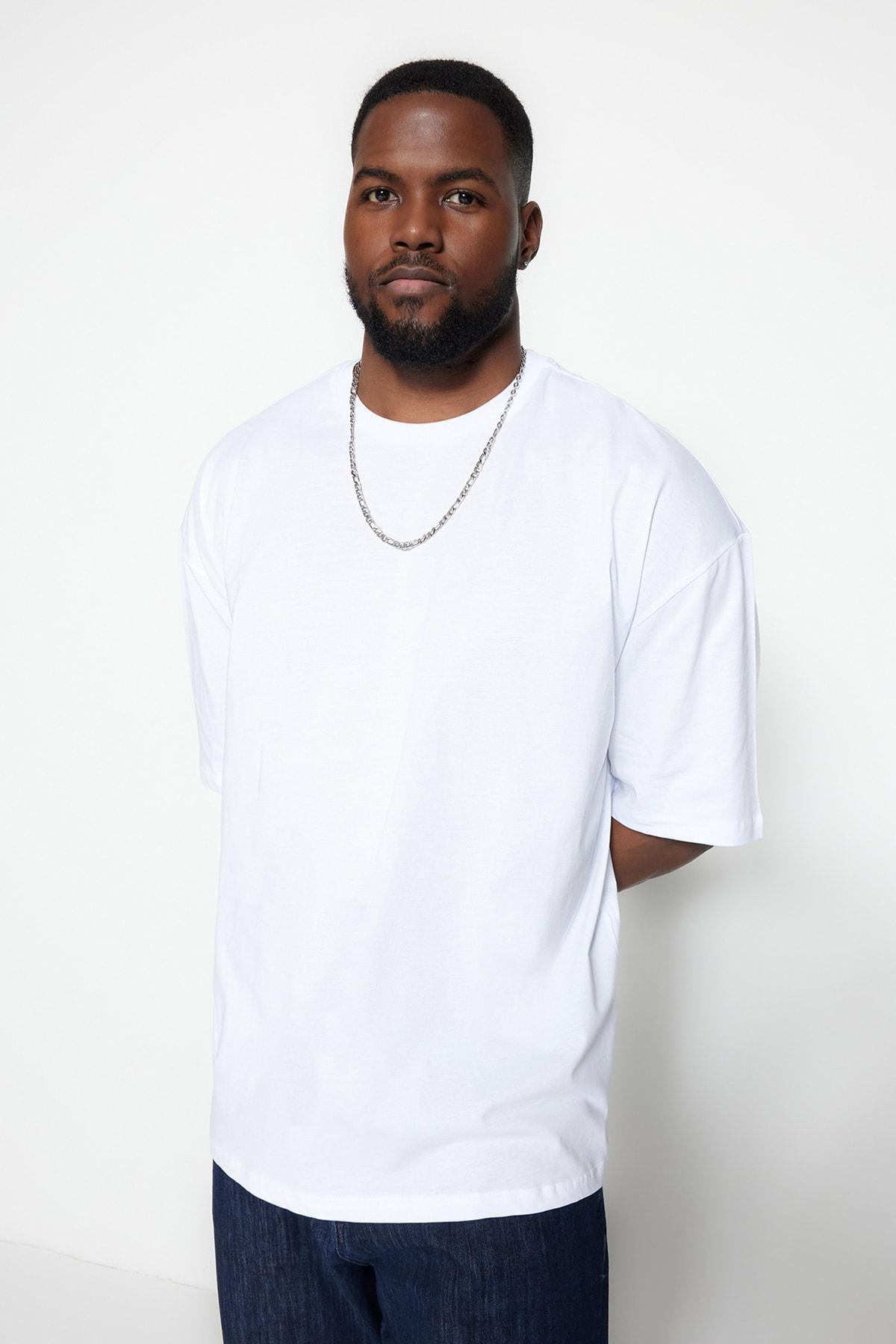 White Plus Size T-Shirt, , large image number 2