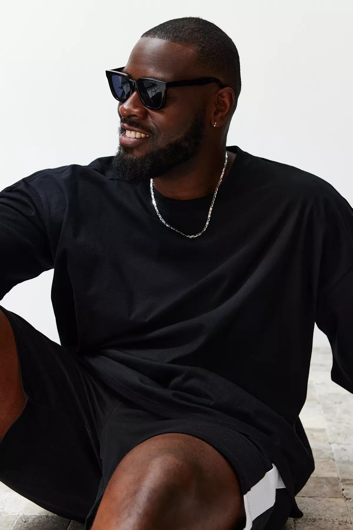 Black Oversize Plus Size T-Shirt, Black, medium