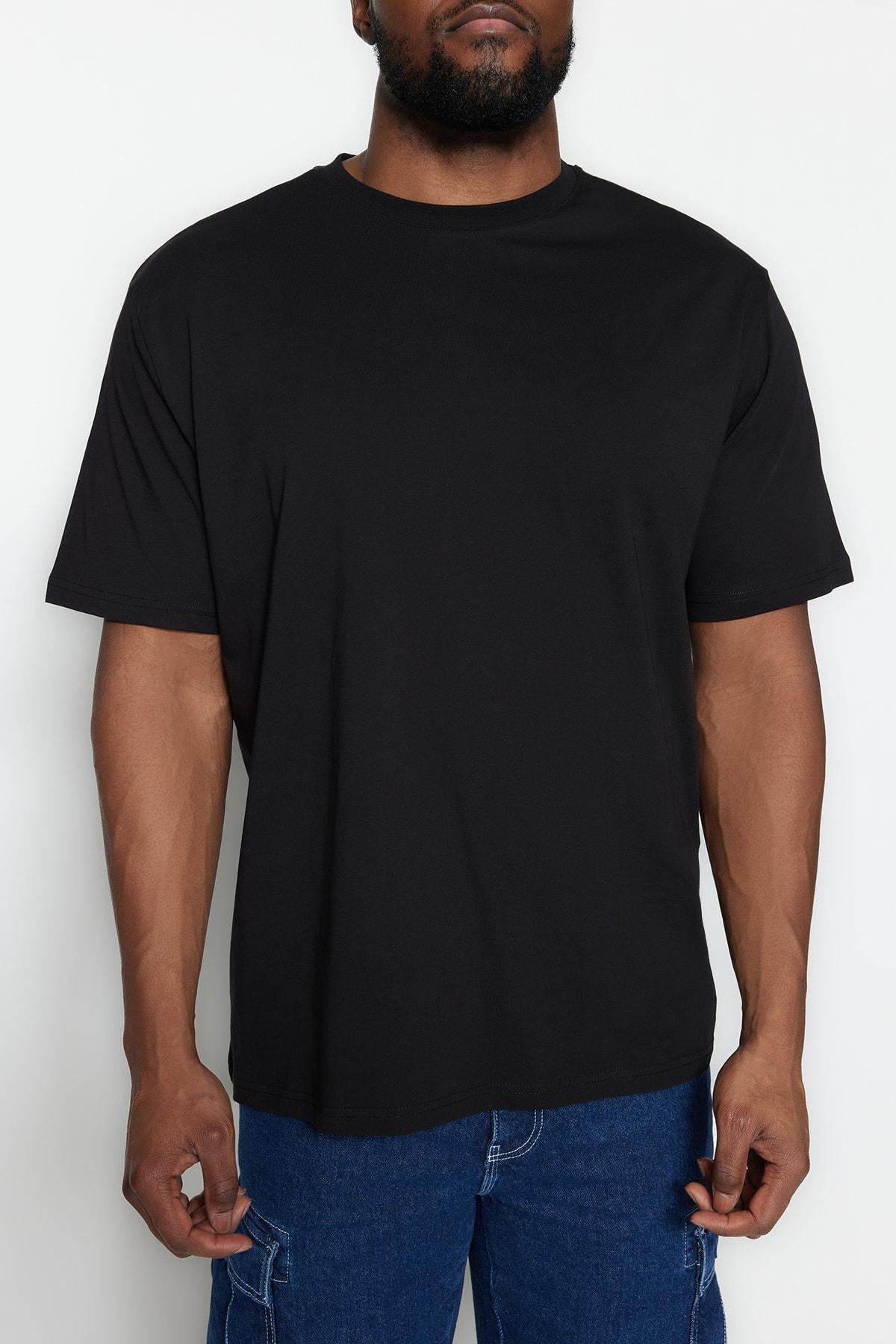 Black Regular Plus Size T-Shirt, C101_7009, large image number 0