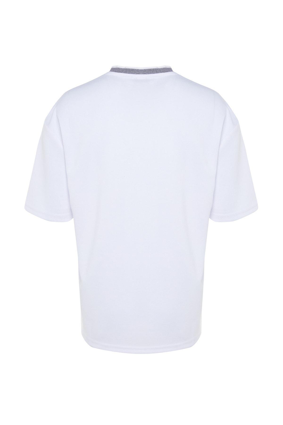 Trendyol - White Relaxed T-Shirt