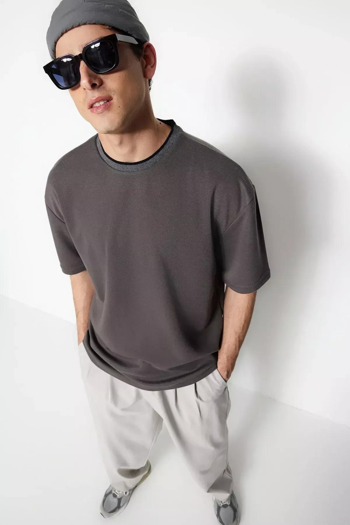 Grey Relaxed T-Shirt, , large image number 4