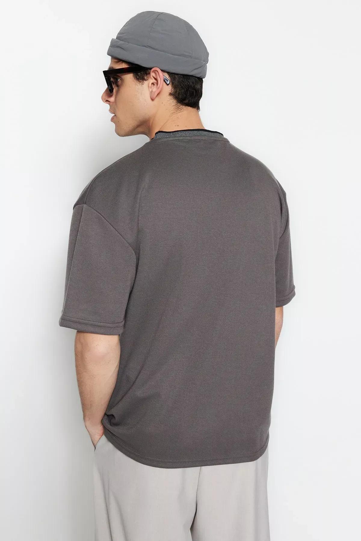 Grey Relaxed T-Shirt, , large image number 12