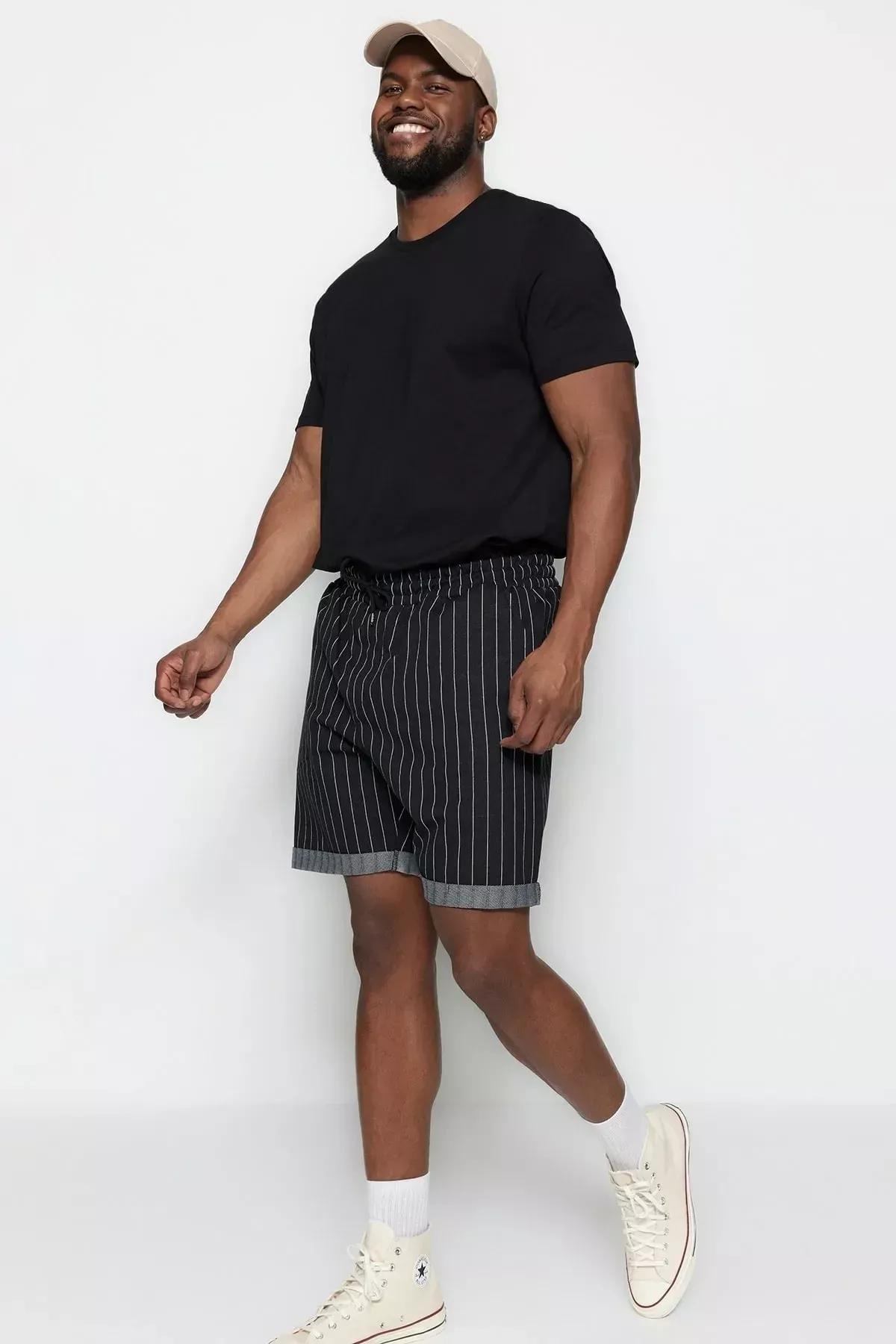 Black Striped Normal Waist Shorts, Black, large image number 7