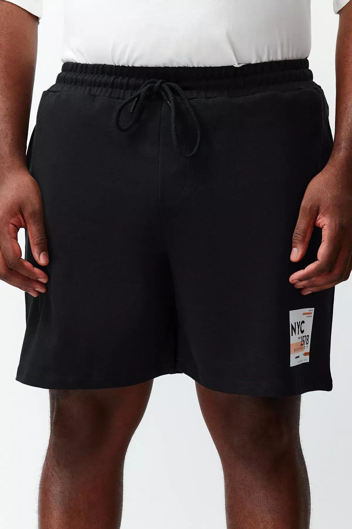 Black Printed Plus Size Shorts, , large image number 0