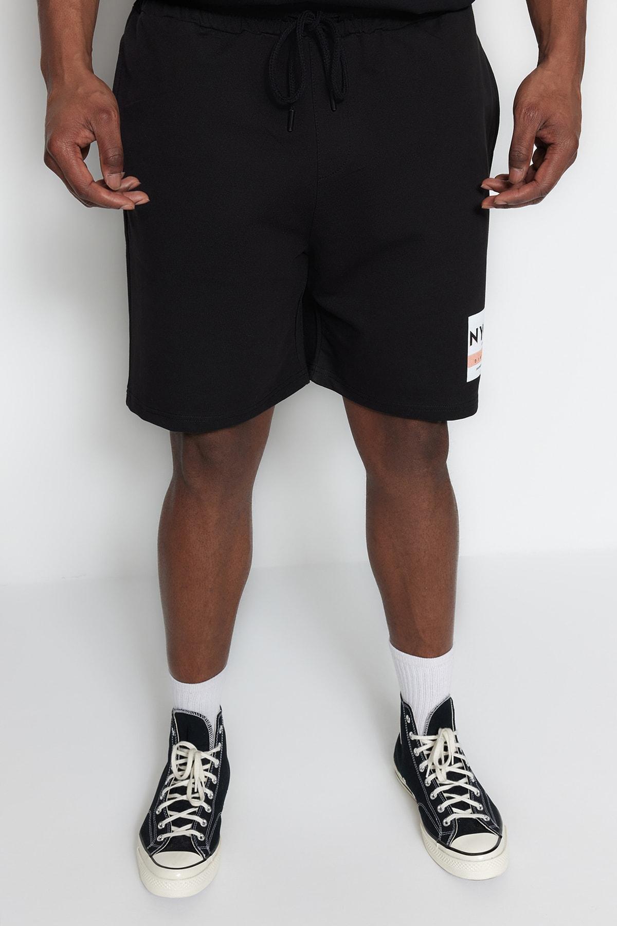 Black Printed Plus Size Shorts, , large image number 10