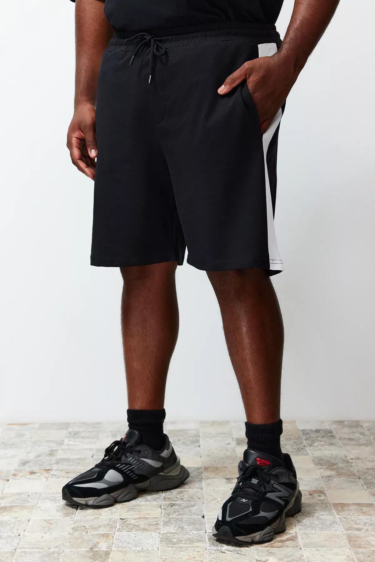 Black Printed Plus Size Shorts, Black, large image number 0