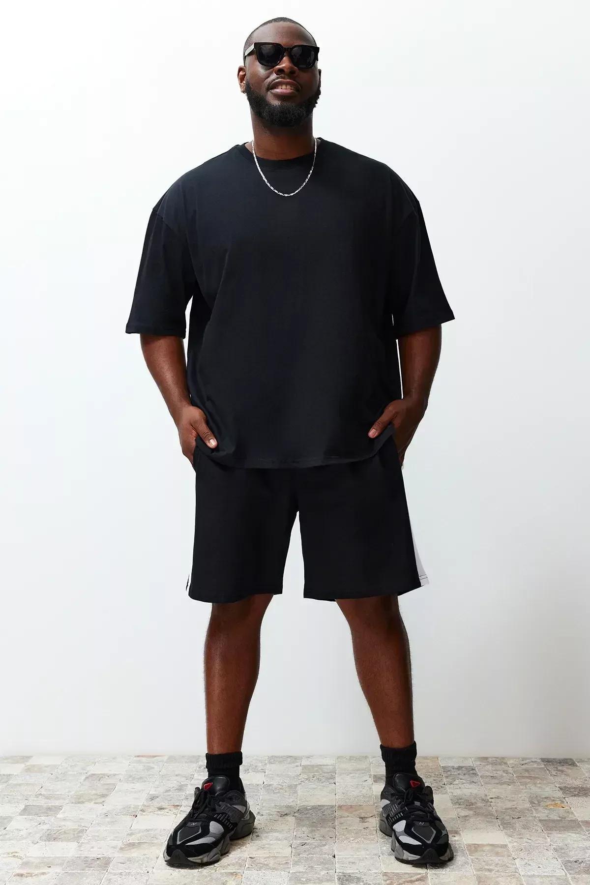 Black Printed Plus Size Shorts, Black, large image number 2