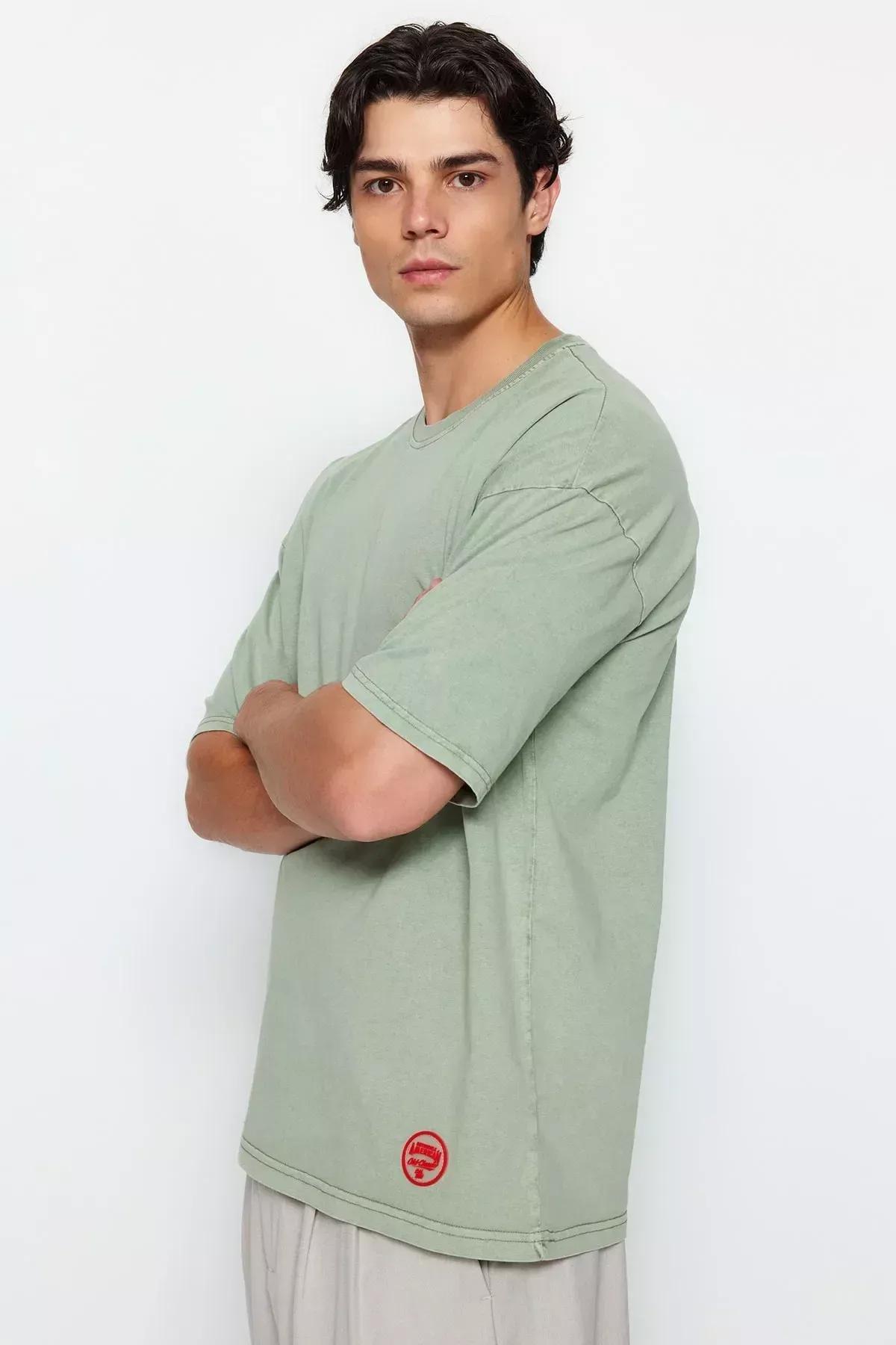 تيشيرت بقصة فضفاضة، كاكي, Green, large image number 4