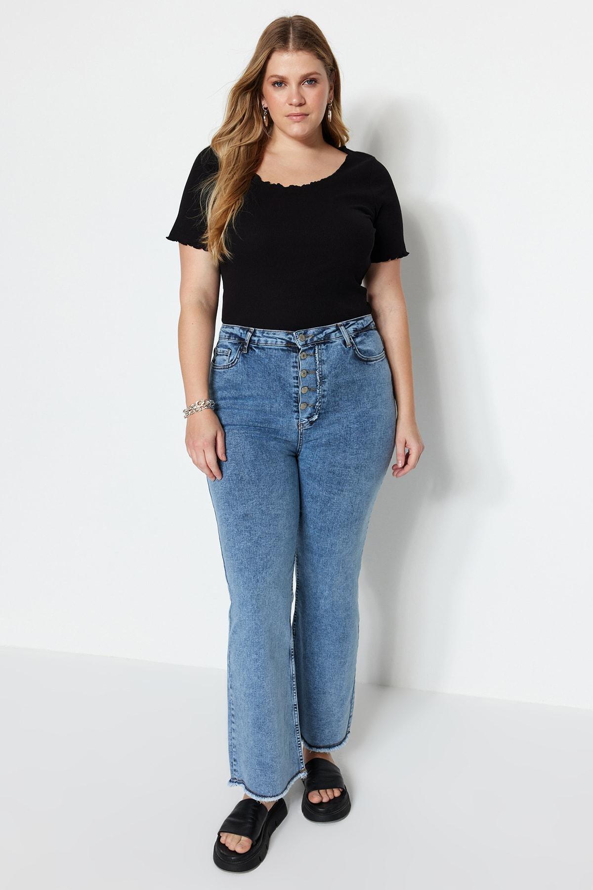 Black Fitted Plus Size Blouse, , large image number 4