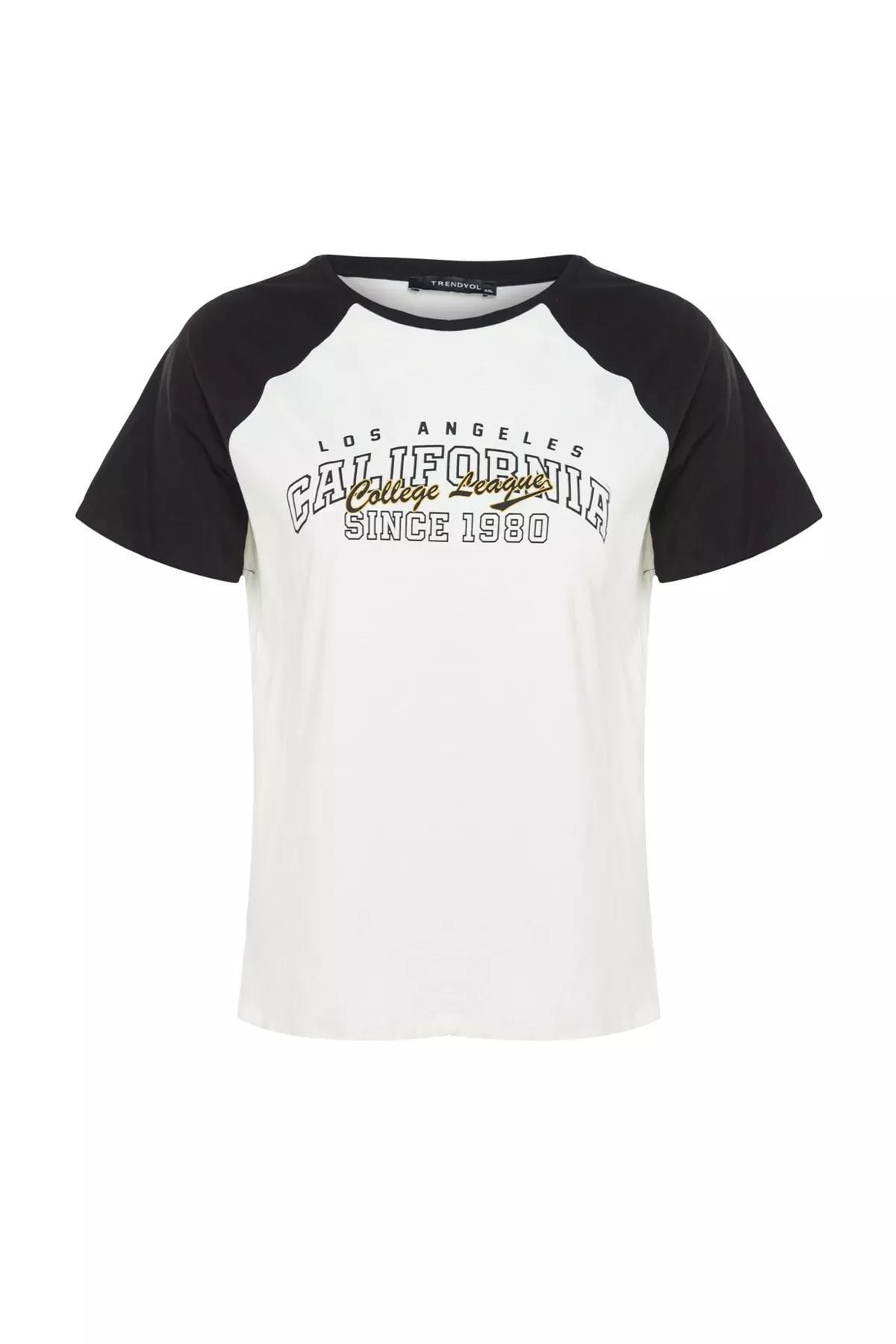 تيشيرت مزين بطبعة للمقاسات الكبيرة، أبيض, Ecru, large image number 7