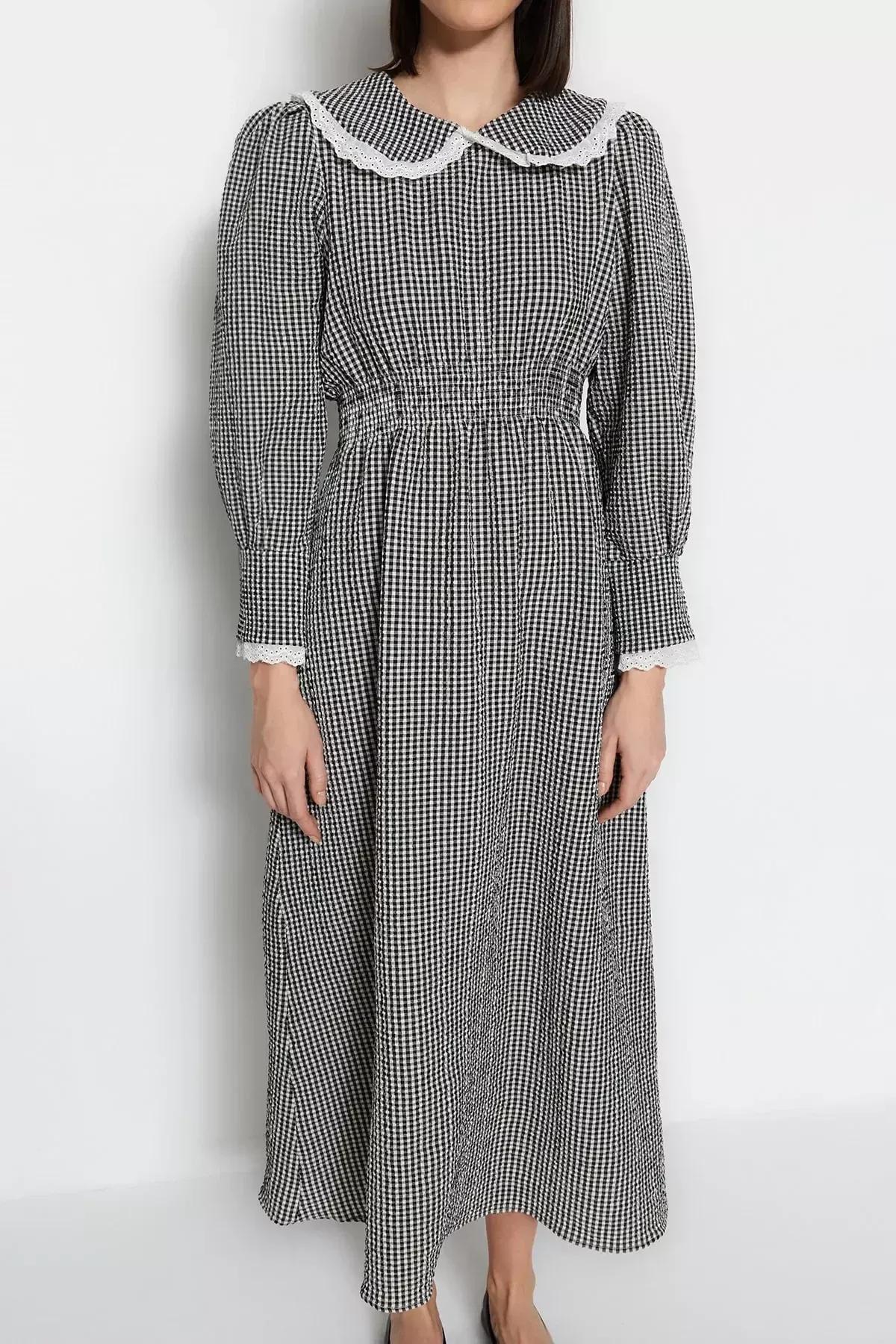 Black Plaid Smock Dress, Black, large image number 3