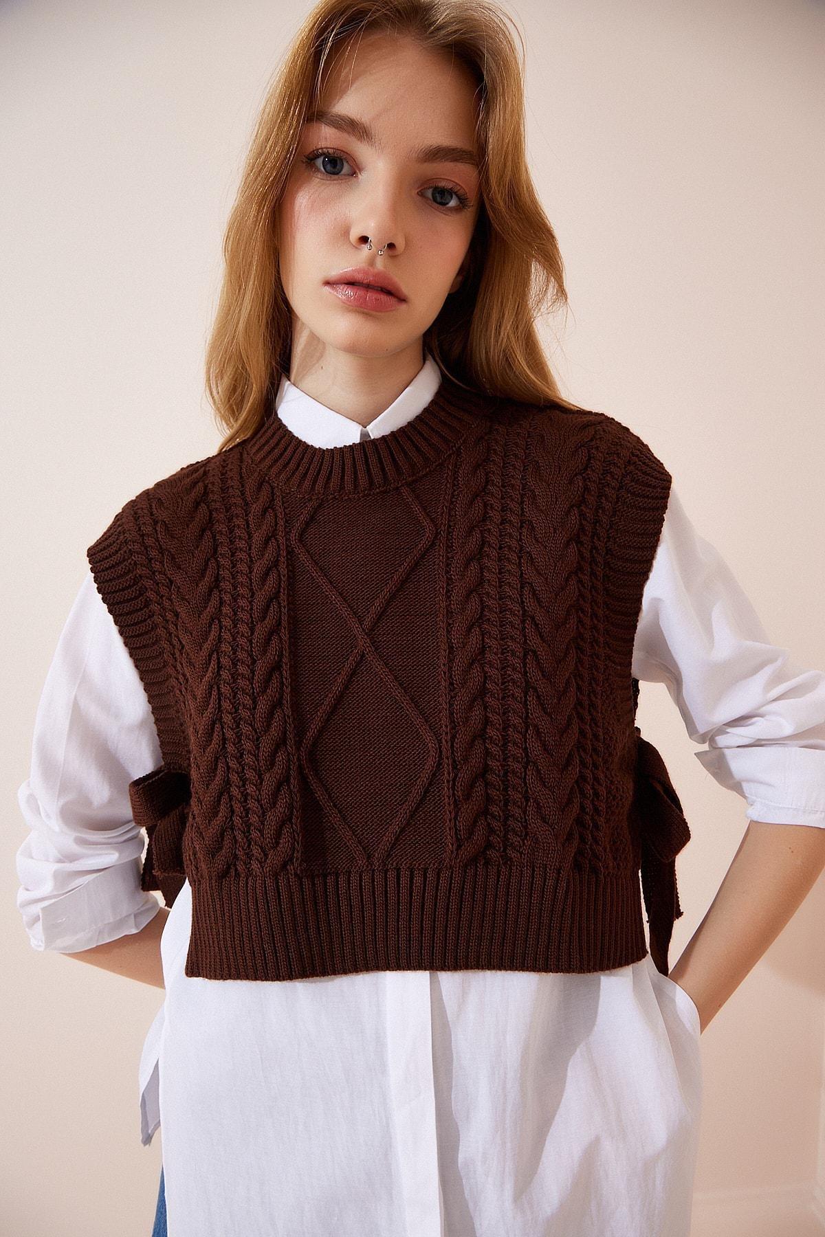 Brown Turtleneck Sweater Vest, Brown, large image number 2