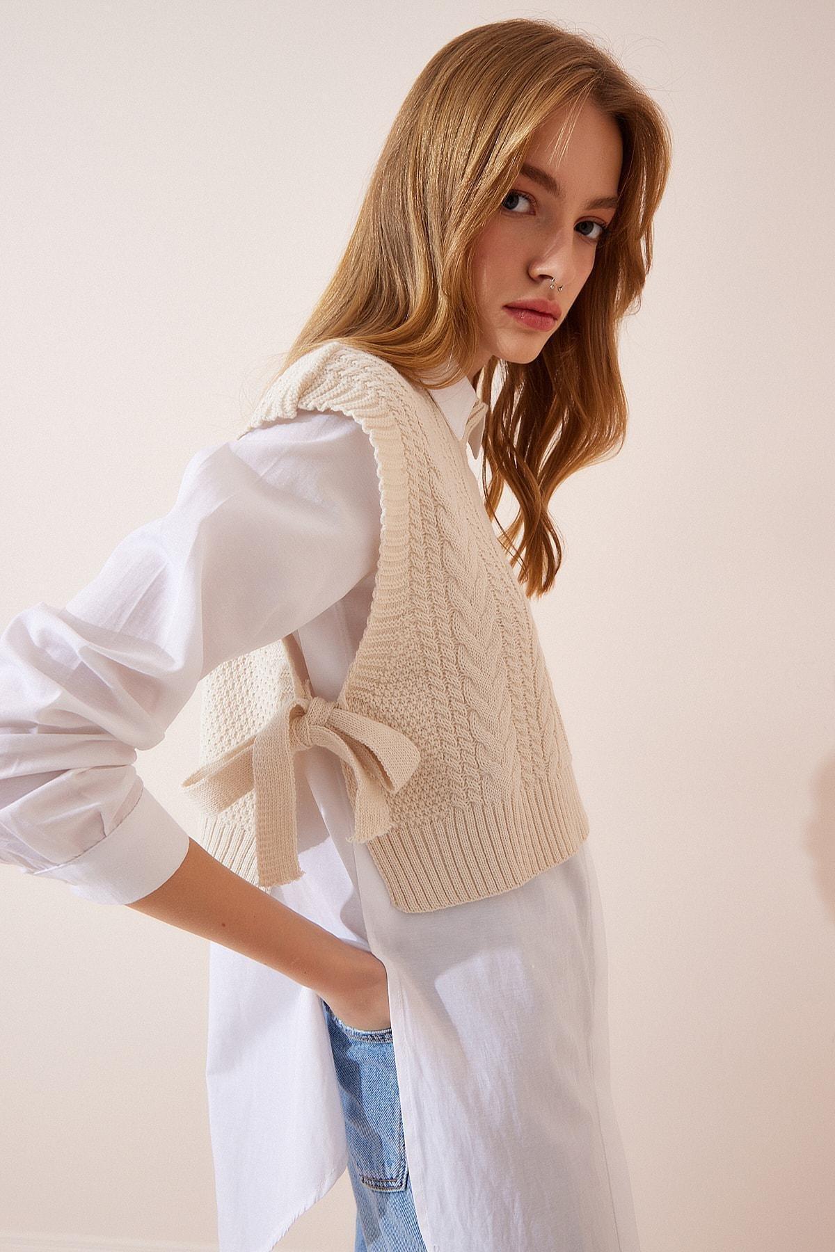 Beige Turtleneck Sweater Vest, Cream, large image number 0