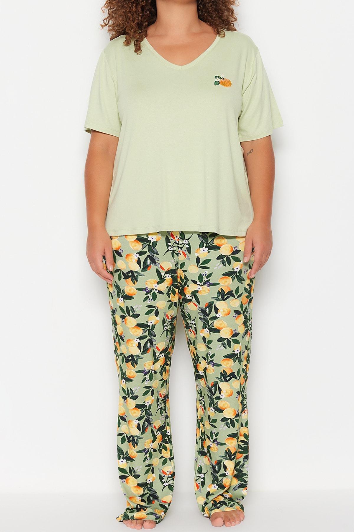 Green Crew Neck Plus Size Pyjama Set, Green, large image number 2